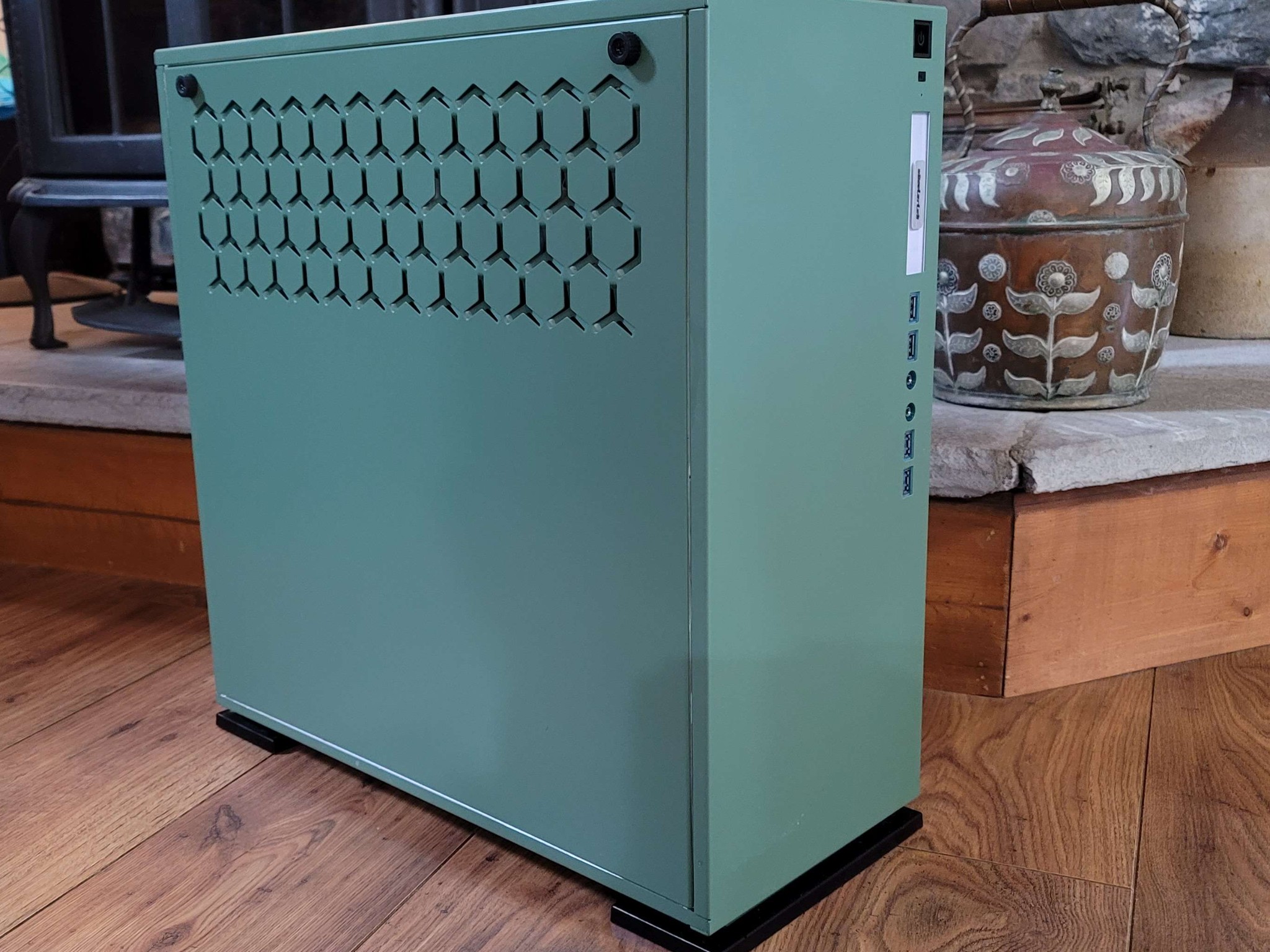 Grand Classic--i5 12600k, Sapphire RX 6700 XT, MSI MPG Z690, Team DDR4 3600 32 GB, 1Tb NVMe, 700 W