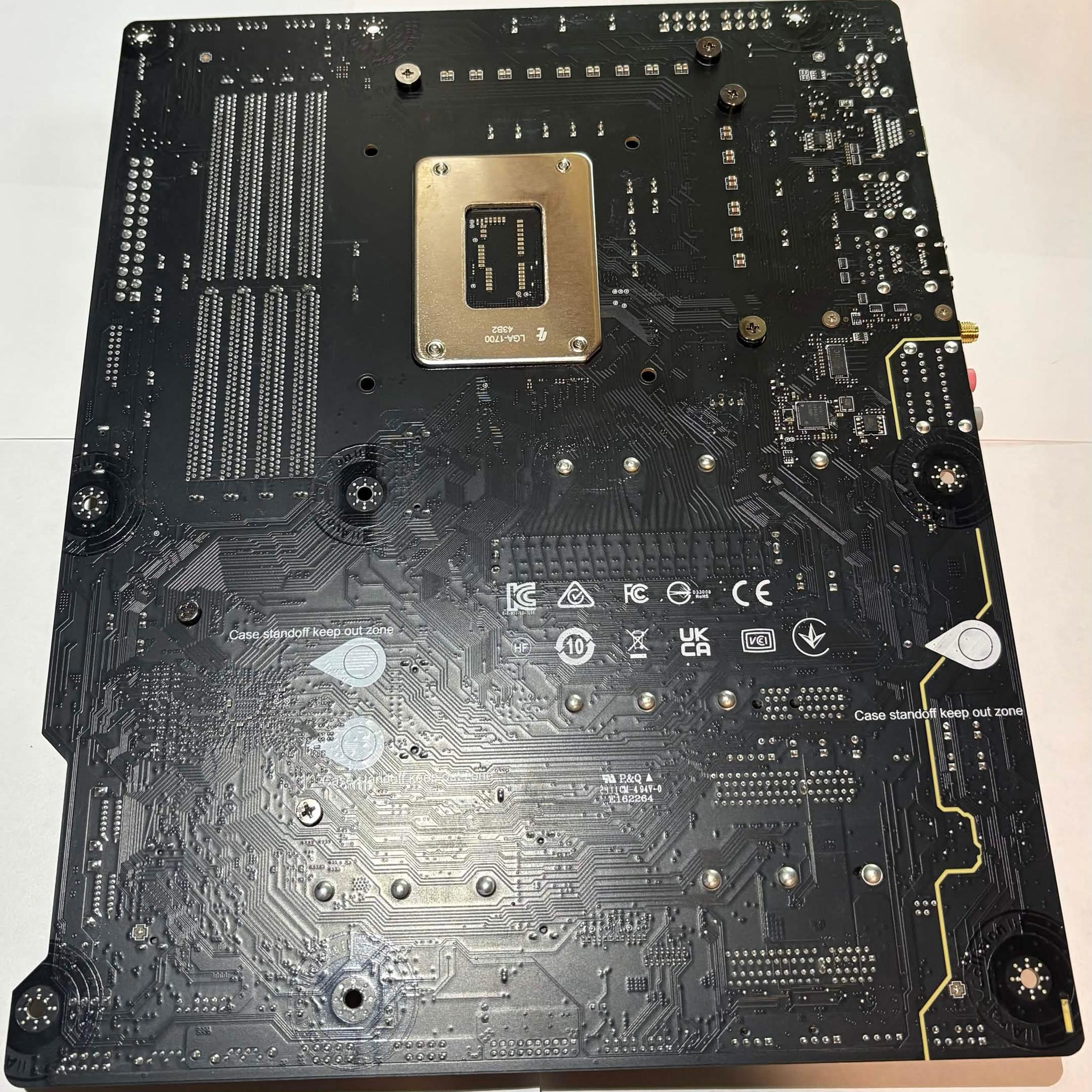 MSI PRO Z790-P WIFI DDR4 LGA1700 ATX Motherboard