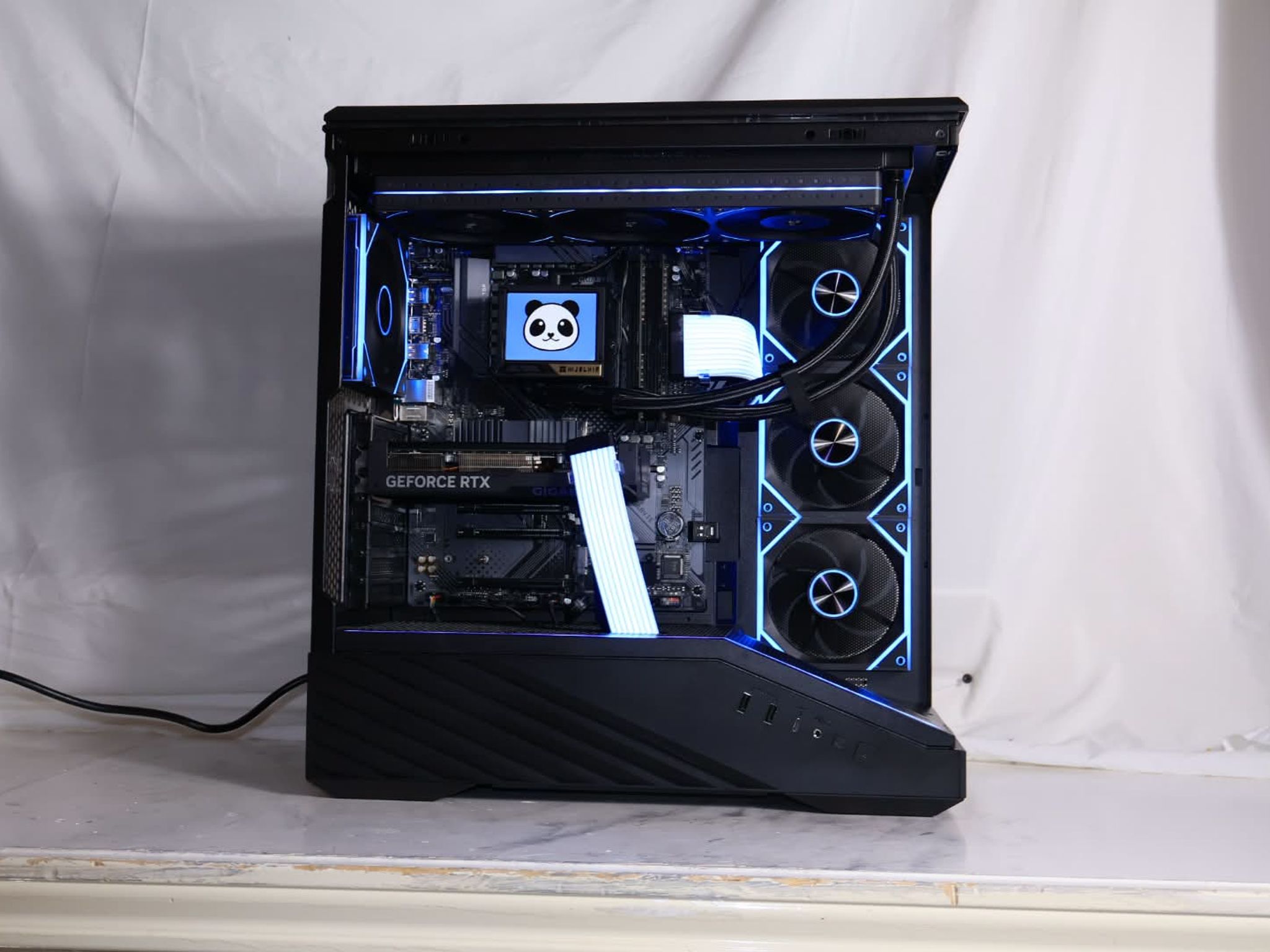 🌕⭐Moon Bear| 4060 ti 16gb vram Ryzen 5 5600x⭐🌕