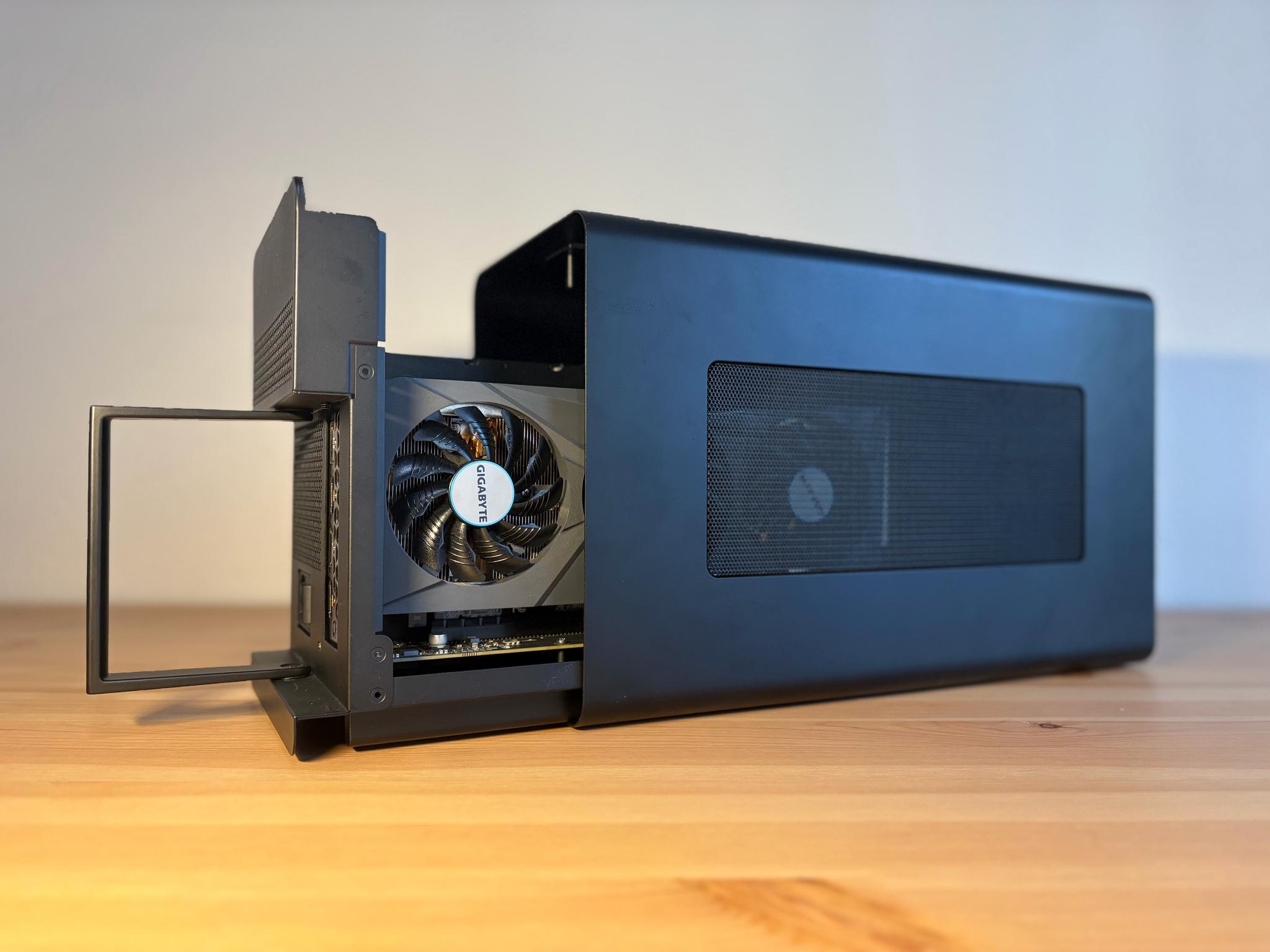 Razer Core X + RTX 3070 [Gigabyte EAGLE OC]