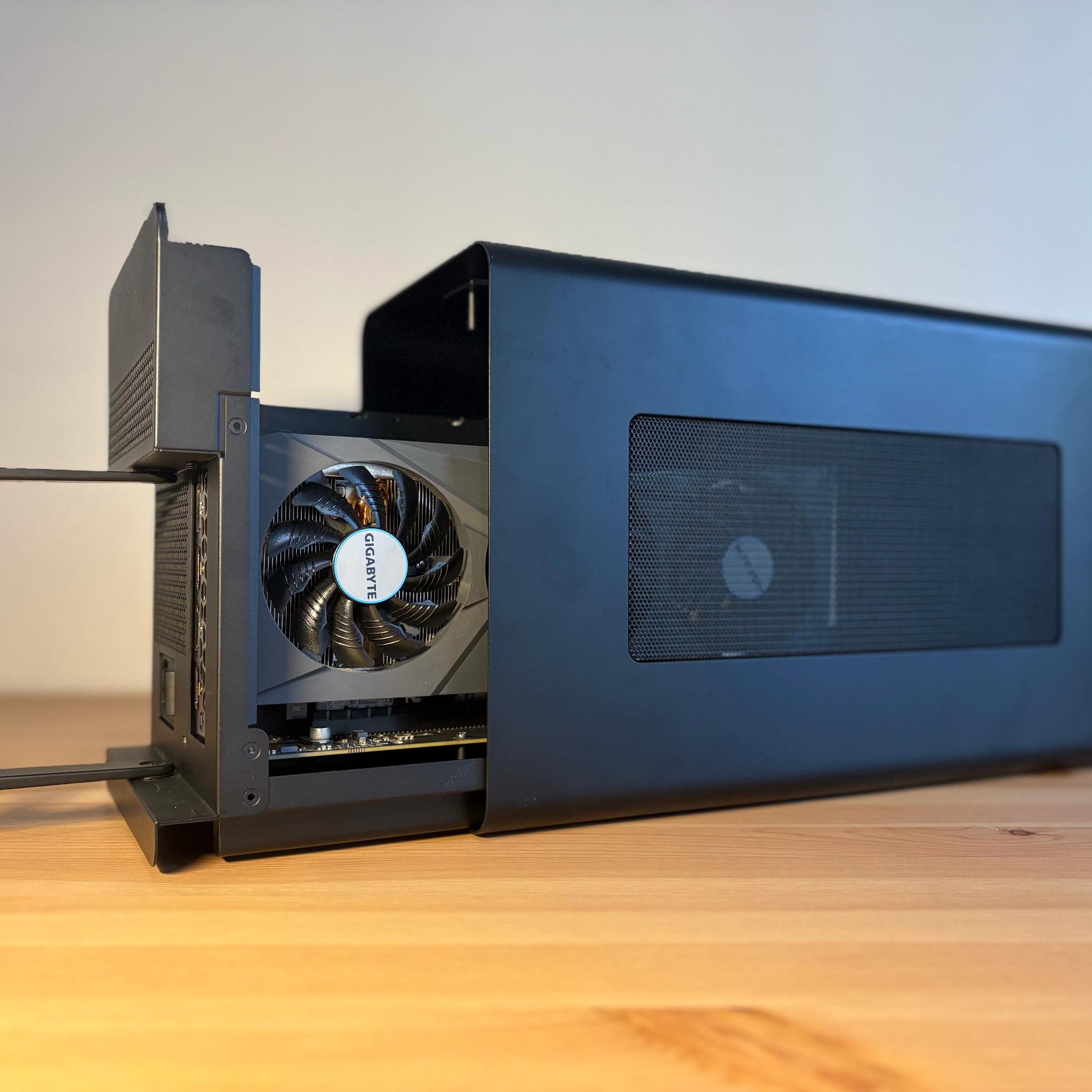 Razer Core X + RTX 3070 [Gigabyte EAGLE OC]