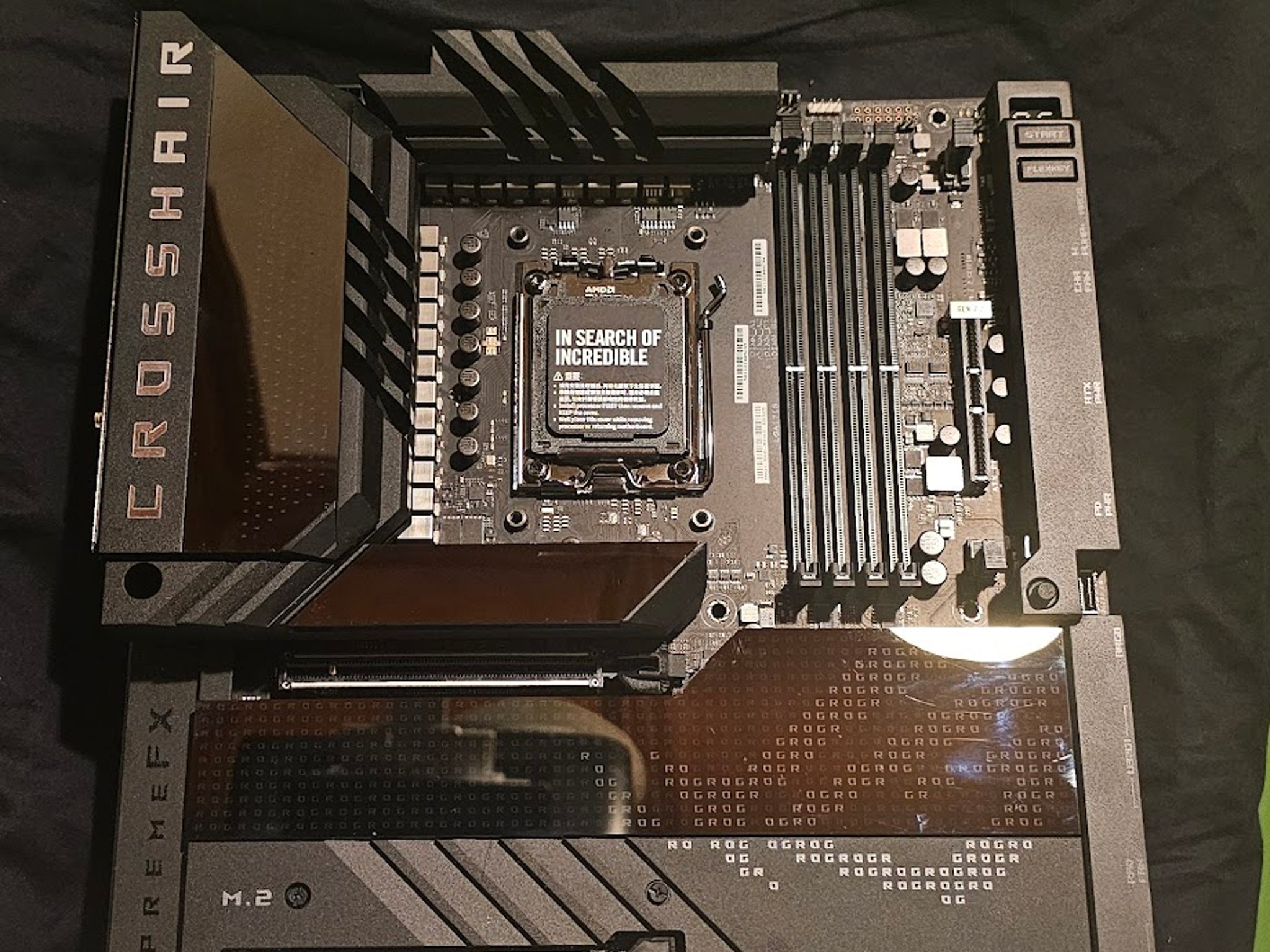 Asus ROG Crosshair X670E Extreme