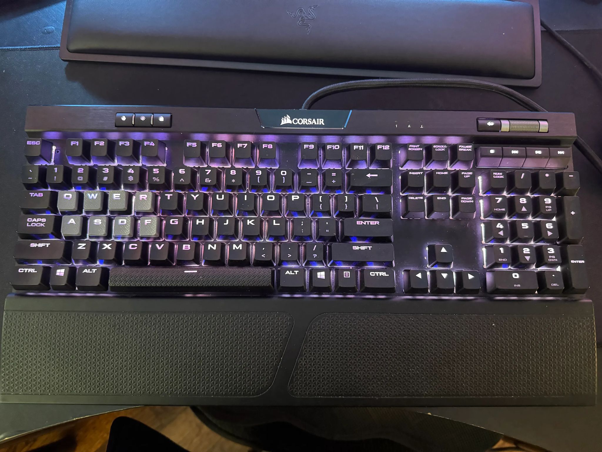 Corsair K70 RGB MK.2 Rapid-fire Mechanical Gaming Keyboard CHERRY MX Speed