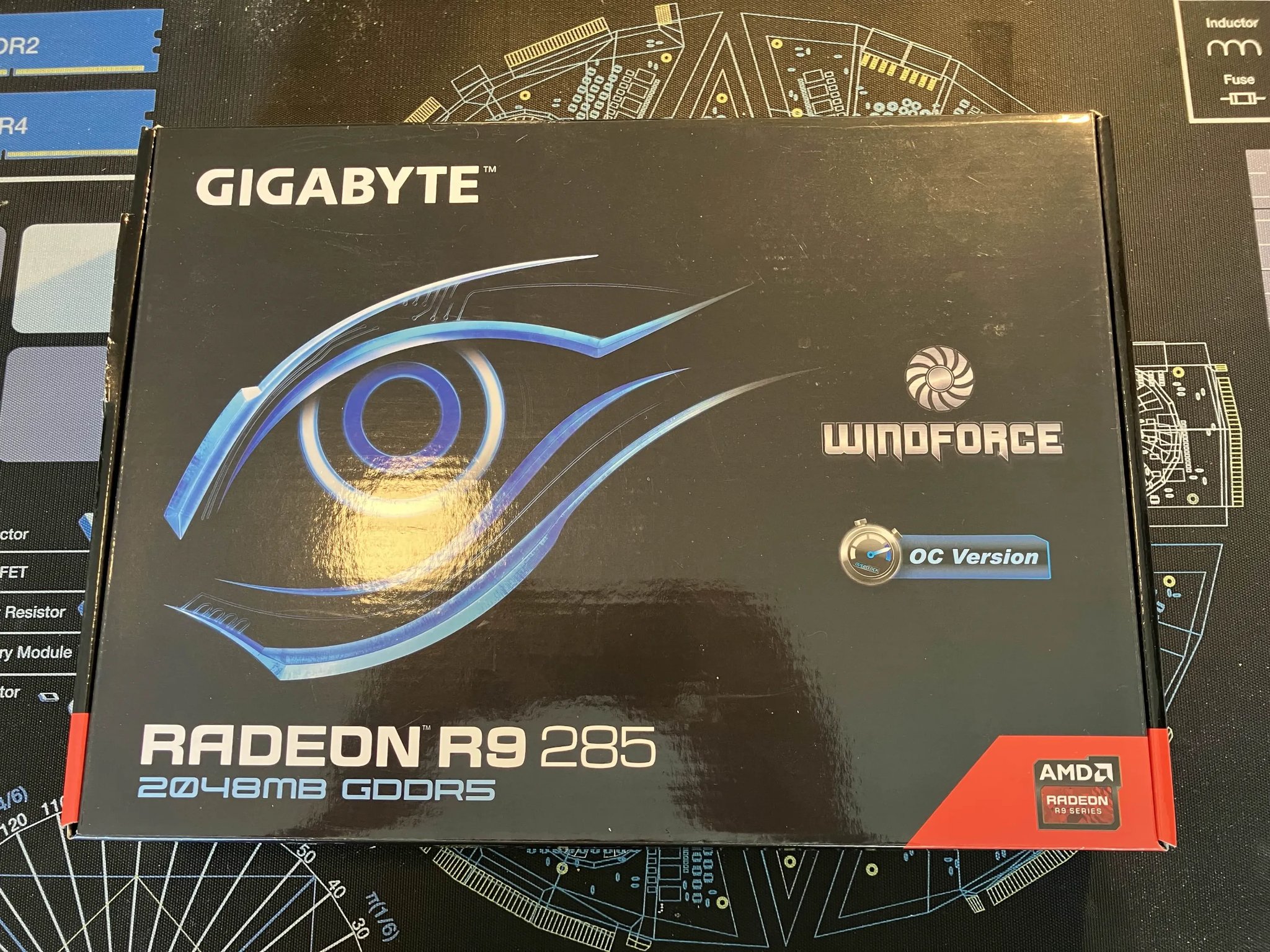 R9 285 - Gigabyte Windforce OC 2GB