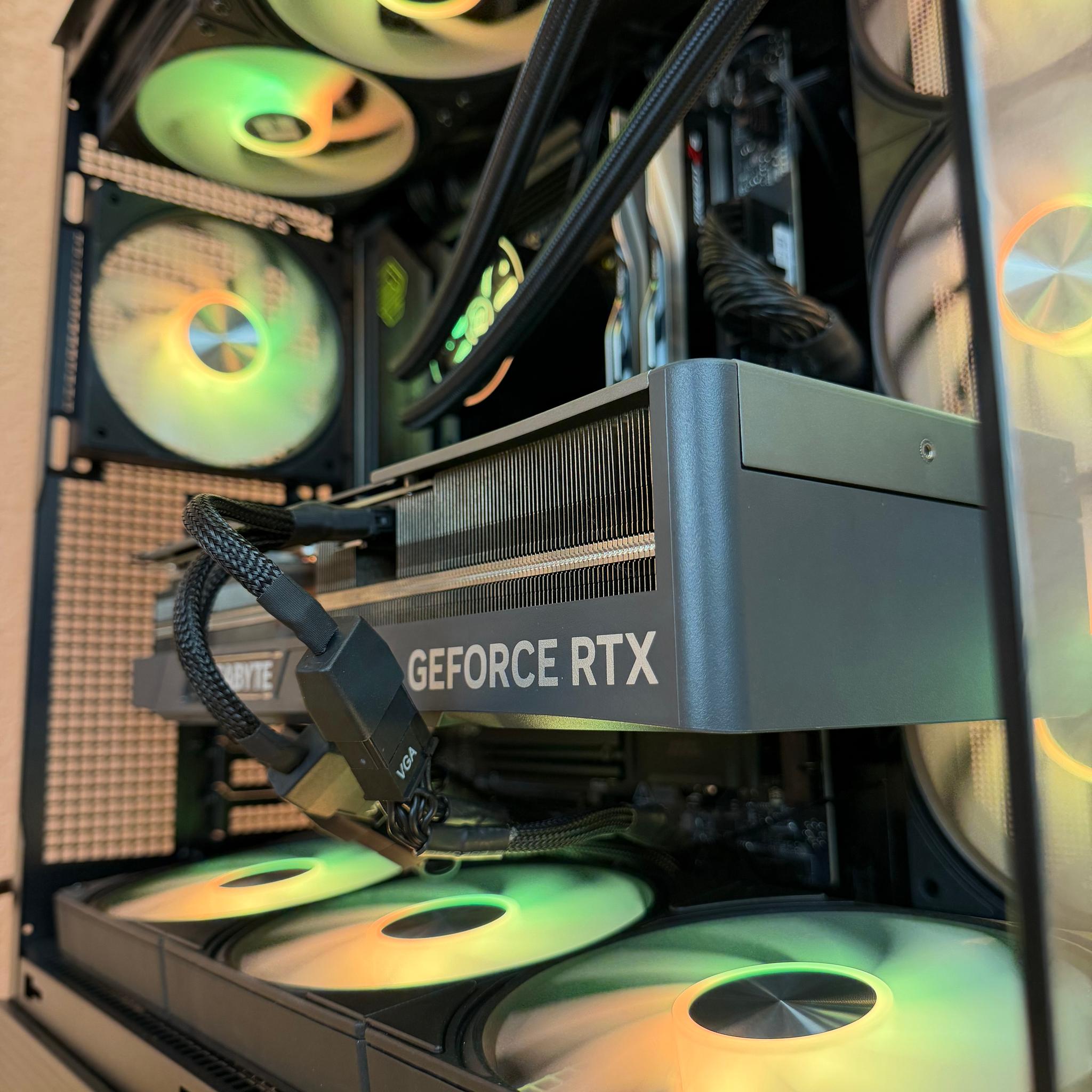 Ryzen 7 9800X3D + RTX 4080 Gaming PC | 32GB DDR5 | B850 | KryoSheet Cooled