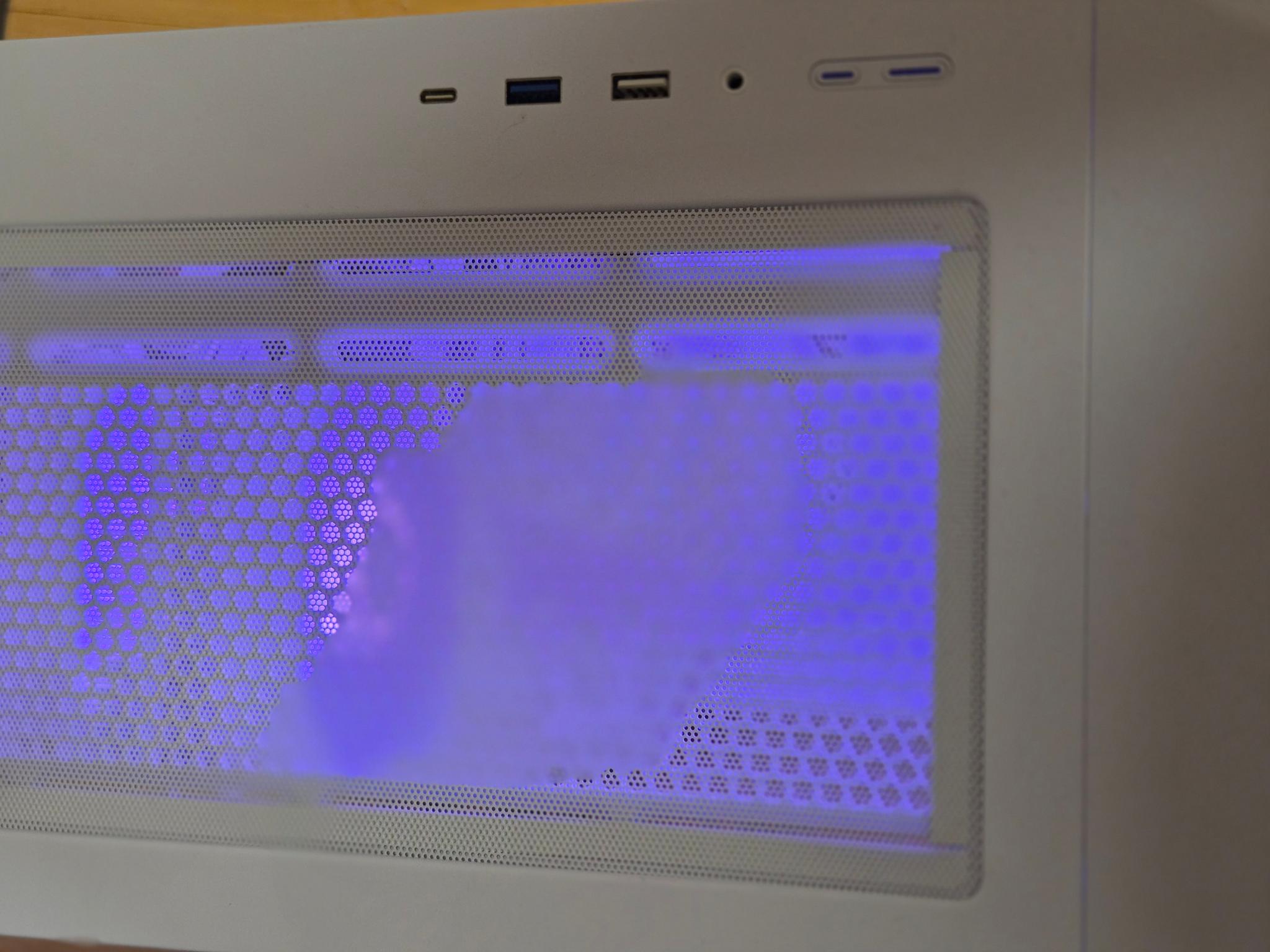 ⚪ White & Purple 🟣 | RTX 3070 Ti | 32gb 🐏 | Ryzen 5500 | 1TB Nvme