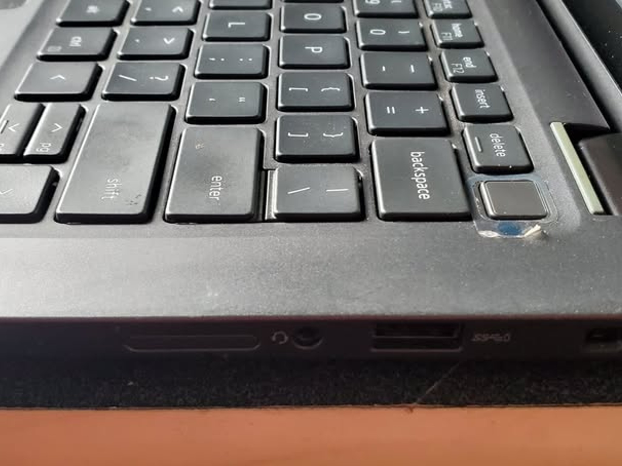 Dell Latitude 7310 2n1 touchscreen Laptop