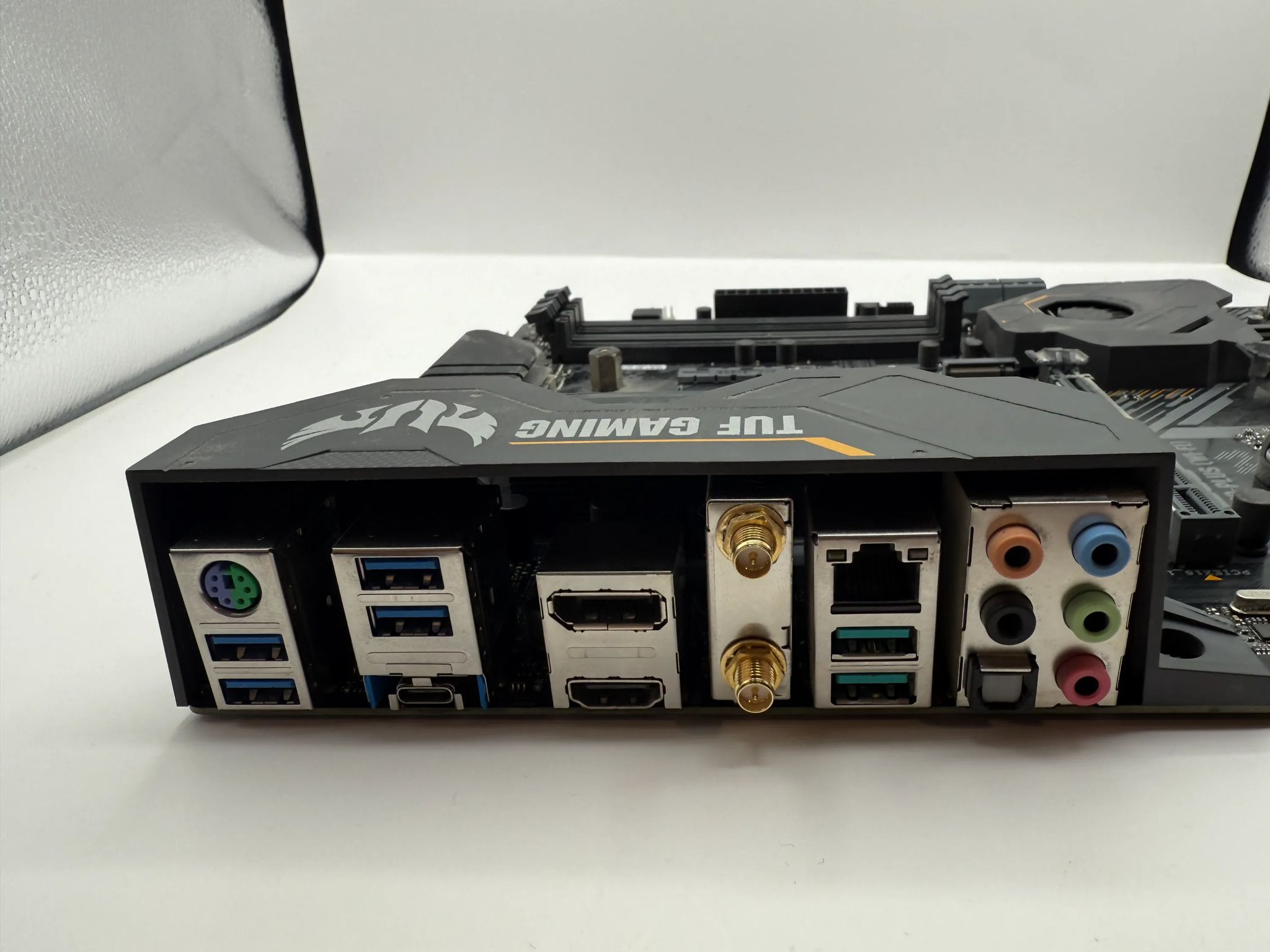 ASUS AM4 TUF Gaming x570-Plus (Wi-Fi)  PCIe 4.0, Dual M.2