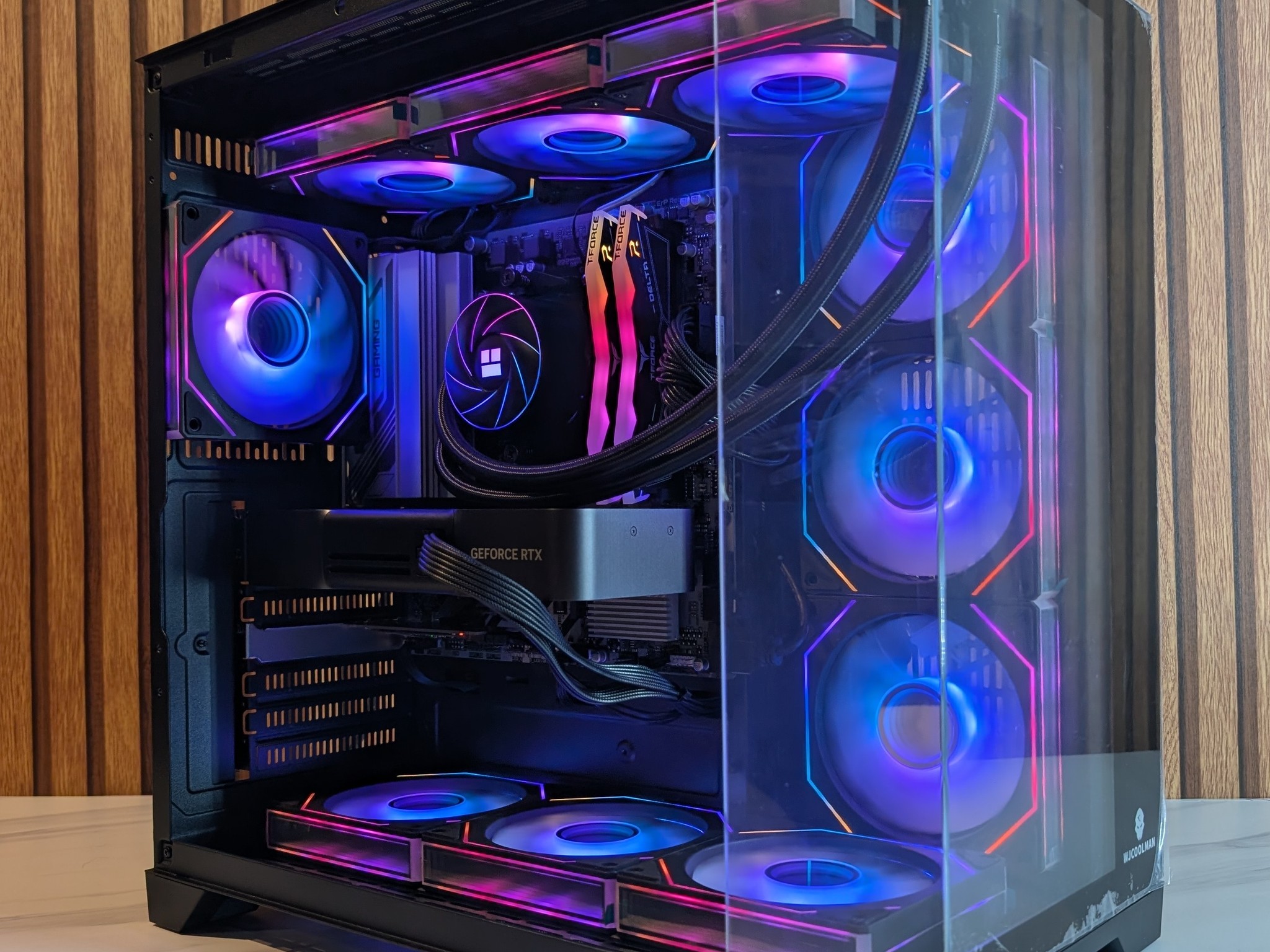 RTX 5070 FE | RYZEN 5 7600X | 1TB SSD | 16GB DDR5 | 650W | 360MM AIO