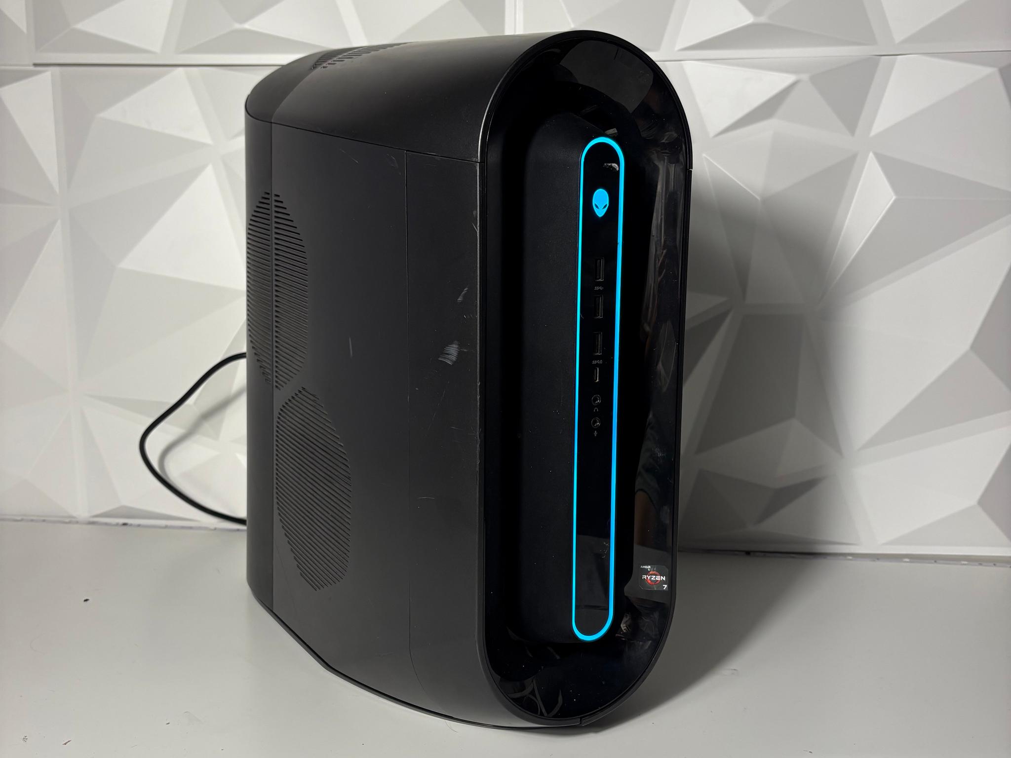 😡💢 //Alienware// 💢😡 - Ryzen 7 3700X, RX 5700 XT, 1TB SSD, 16GB DDR4 by EXT PC