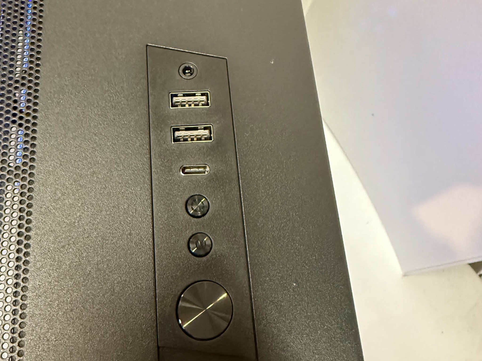 *NEW* Custom Gaming PC w/ 4070 & RGB