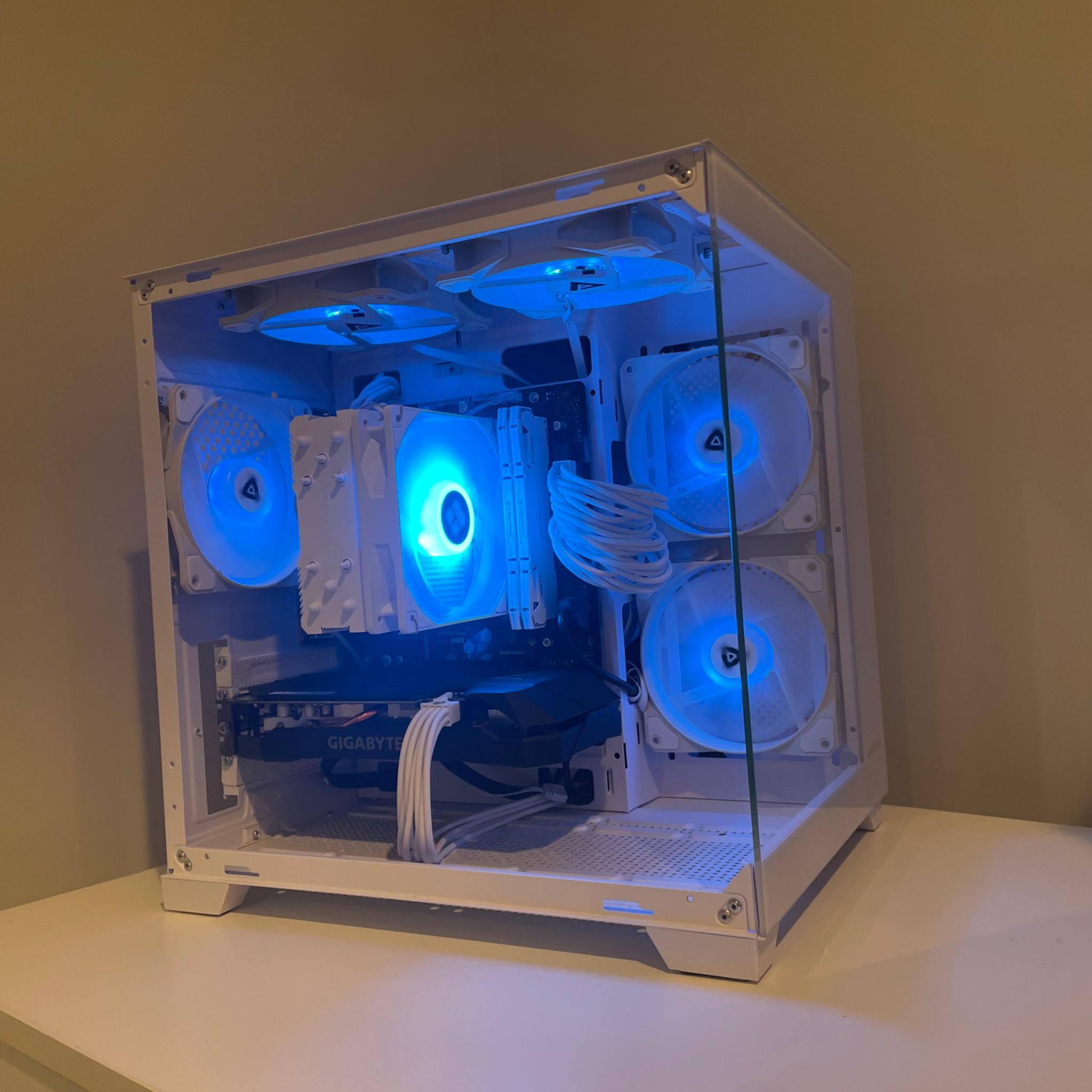White Gaming Pc Gtx 1660 6gb, Ryzen 5 3600, Ram 16gb,