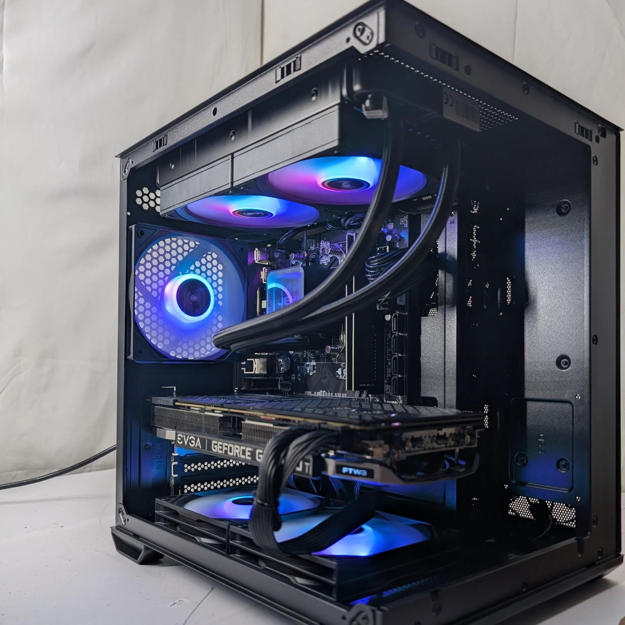GTX 1080 TI 11GB| RYZEN 5 2600X | 16GB DDR4 | 500GB NVME