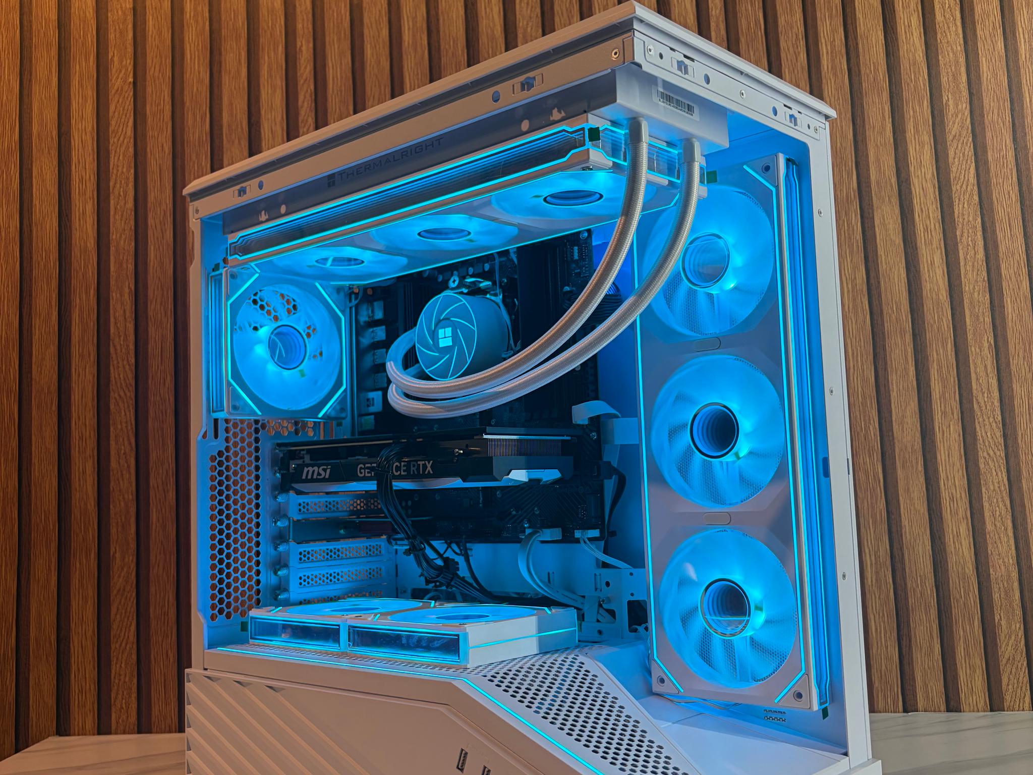 RTX 4070 | RYZEN 5 9600X | 16GB DDR5 | 1TB NVME | 650W | 360MM AIO | Windows 11 pro