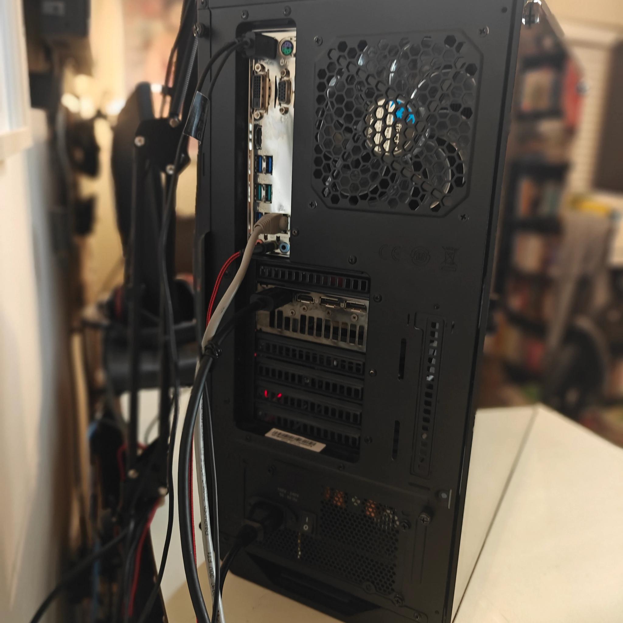 💢💰🏋️‍♂️ Midrange P2P Beast | Ryzen 7 5700X3D | Radeon RX 6700 XT | 32GB DDR4 RAM | 1TB NVMe SSD