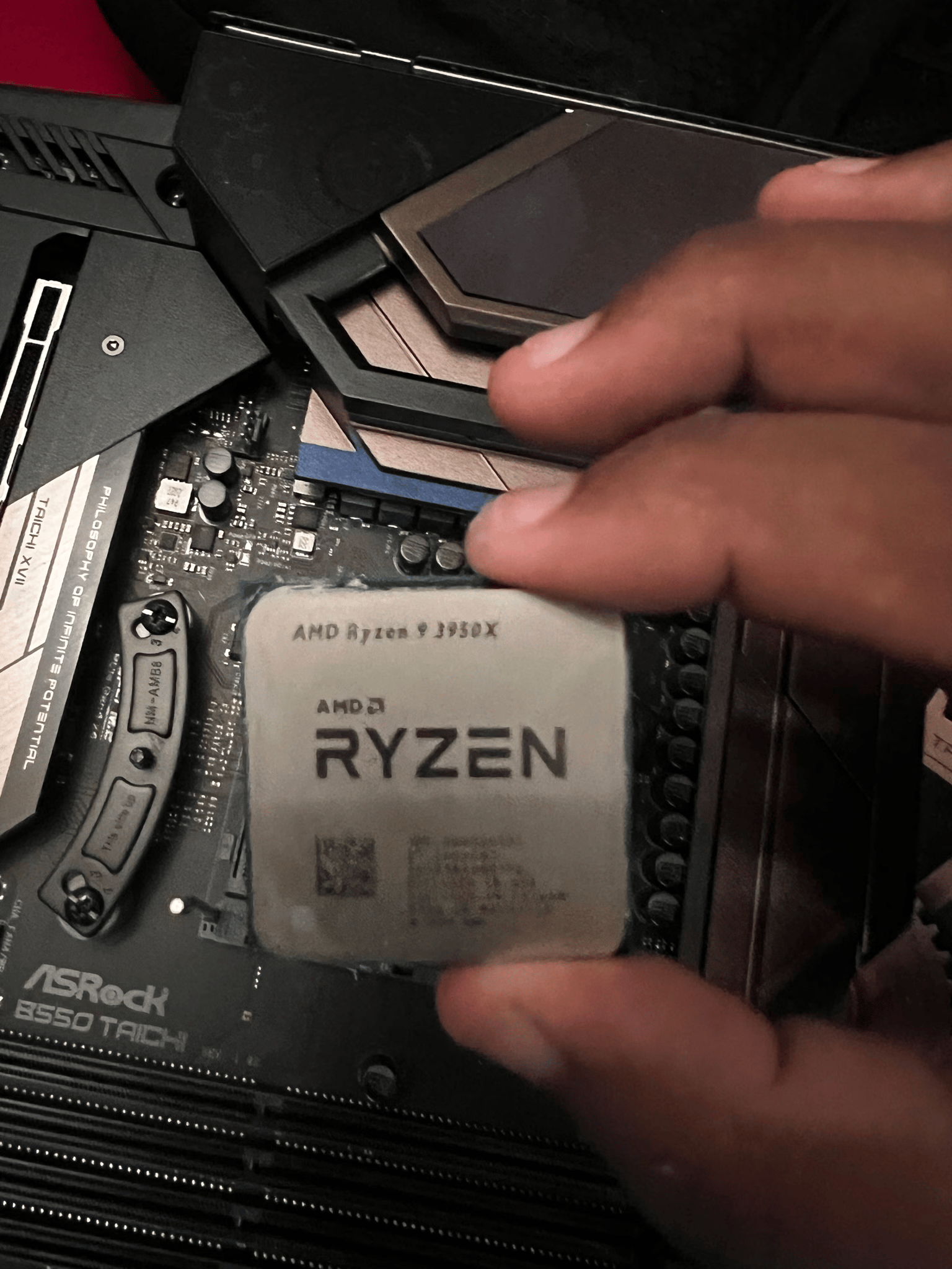 Ryzen 9 3950X 16 Core 32 Thread CPU (READ DESCRIPTION)