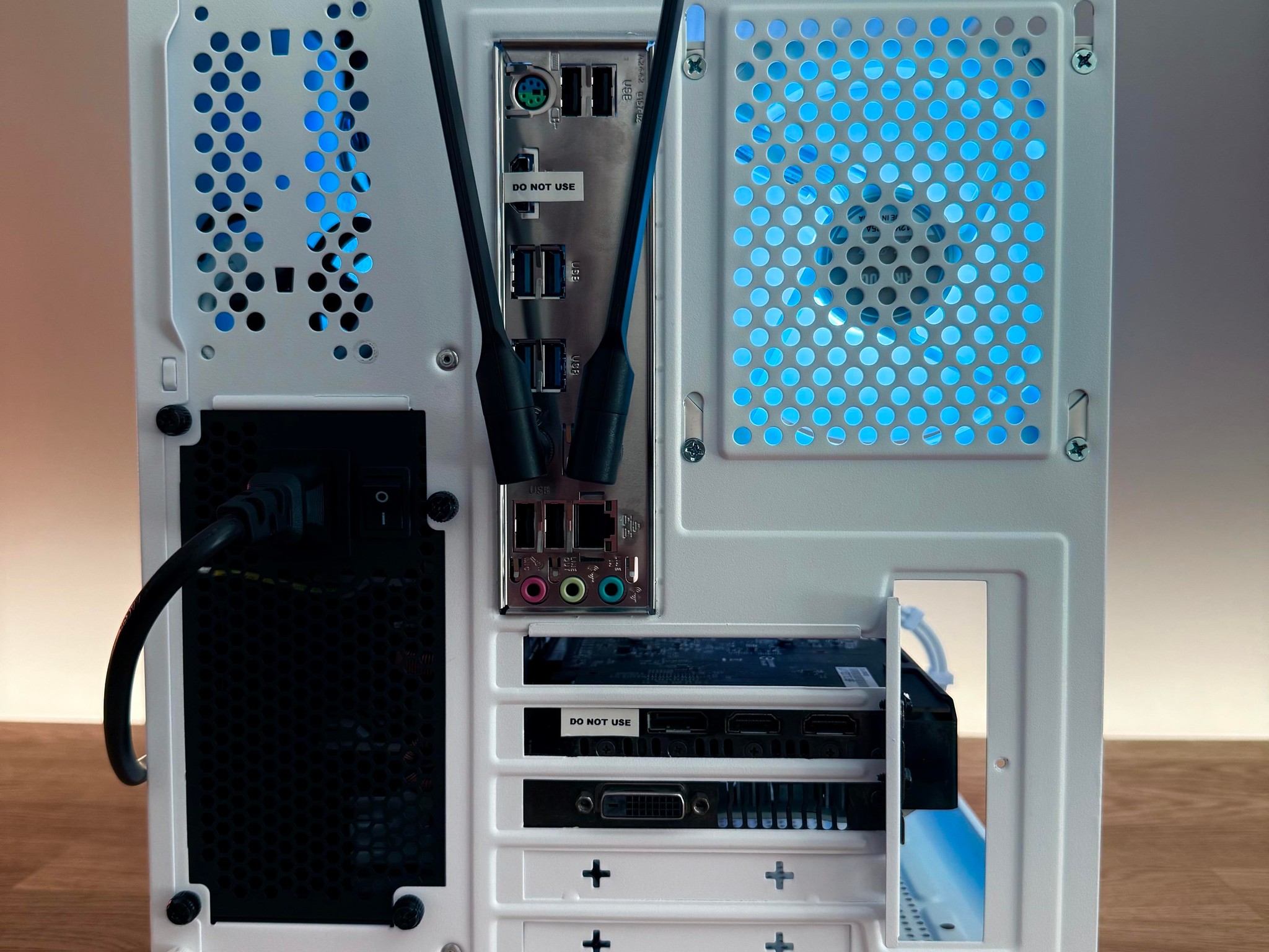 🎮 1080p Gaming PC | RX 580 8GB | Ryzen 5 5500 | 16GB RAM | 512GB M.2⚡
