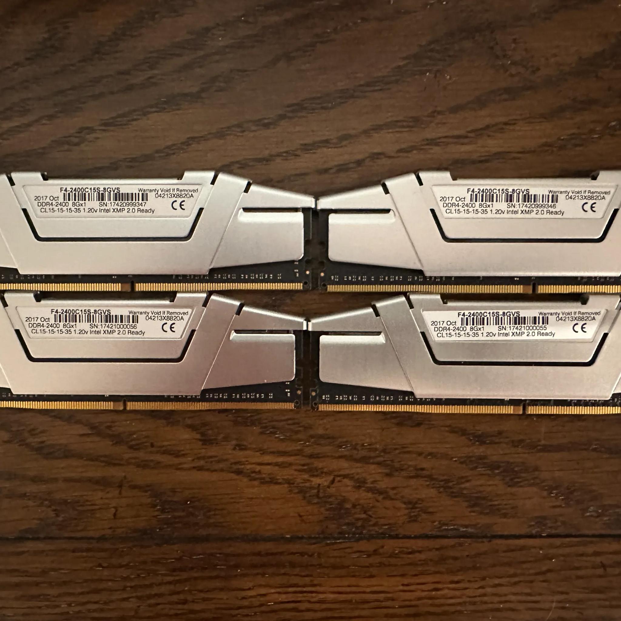 G.skill Ripjaws V 32gb (4x8gb) DDR4-2400mhz CL15 RAM