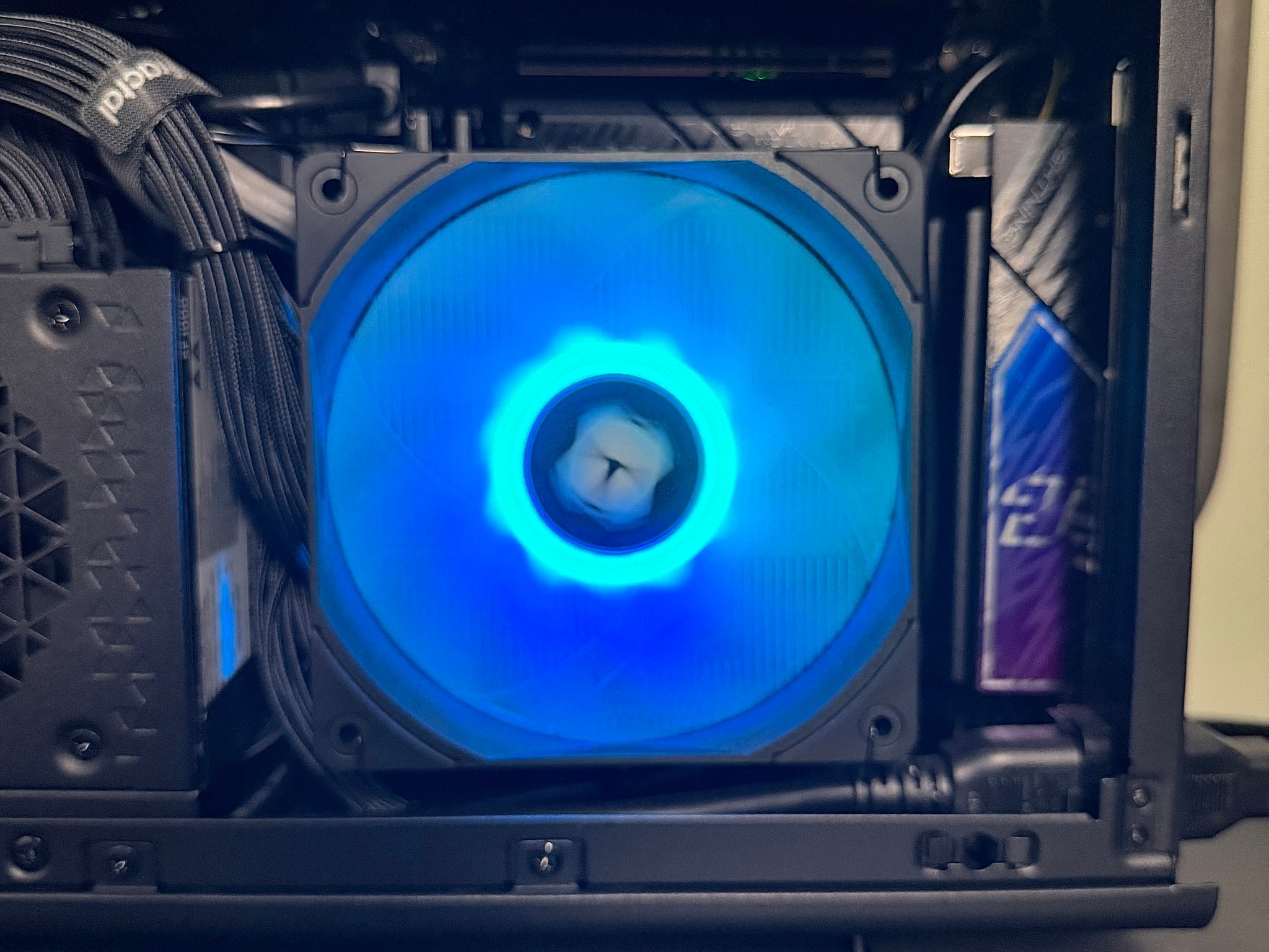 Beastly 7800X3D | 9070 XT | 32GB DDR5 | 2TB M.2 SFF Gaming PC