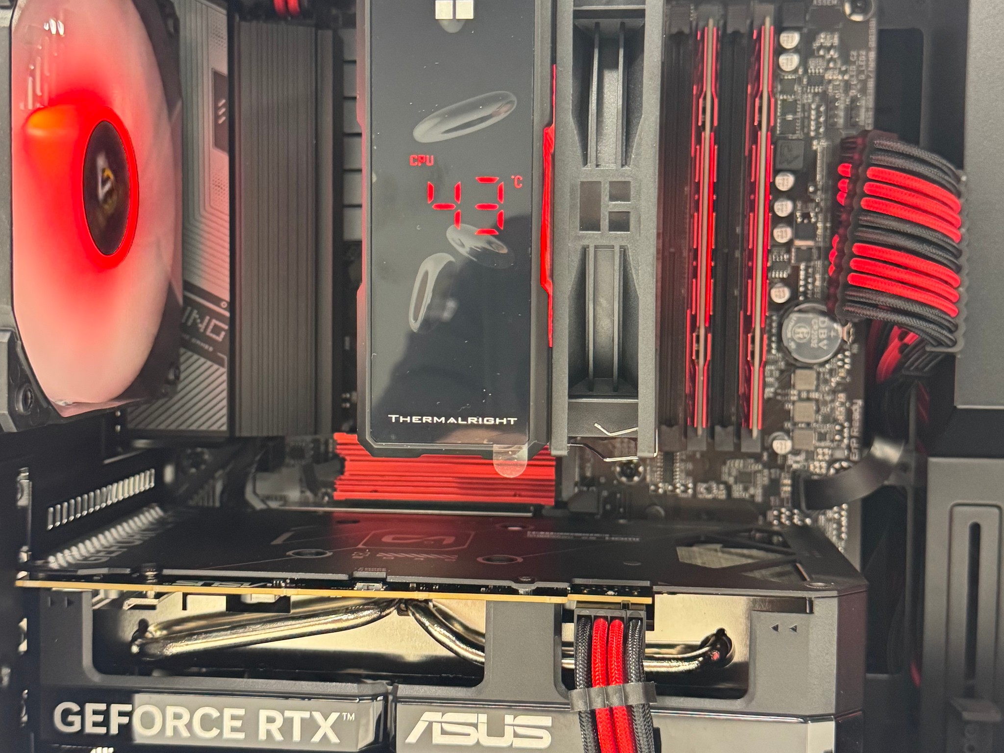 Ryzen 5 5600X - RTX 5060 - 95% New Build