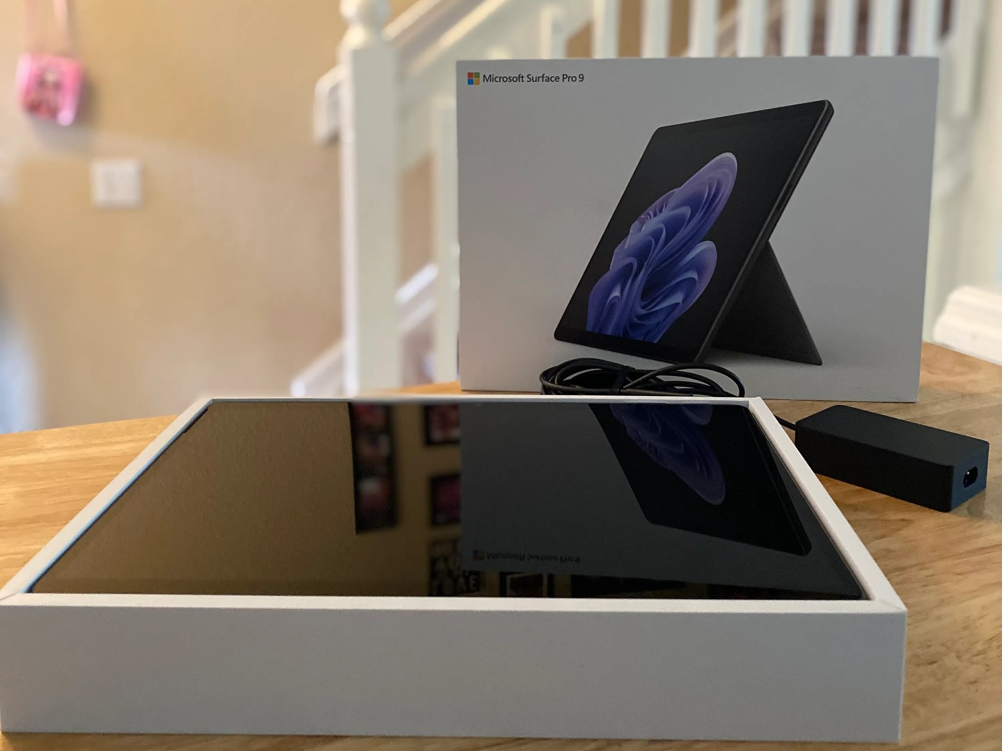 Microsoft Surface PRO 9 Model 2038 / Wi-Fi 6E connectivity / Bluetooth® Wireless 5.1 technology