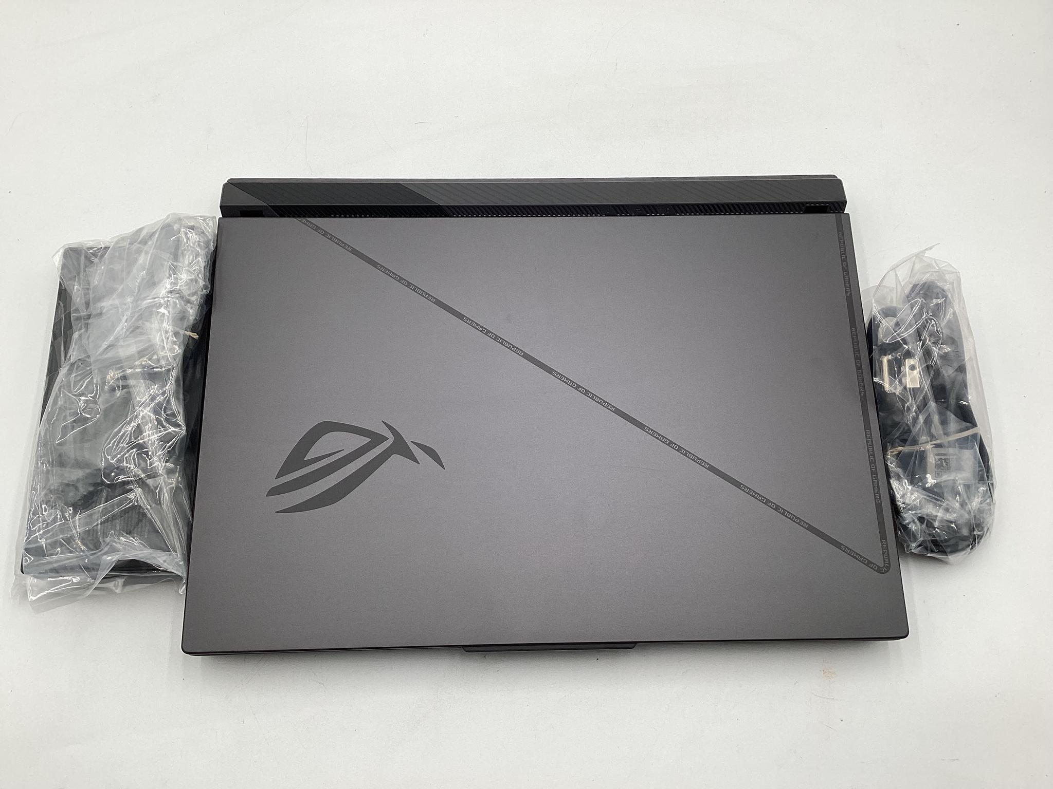 ASUS ROG Strix G16 (2024) Gaming Laptop, 16