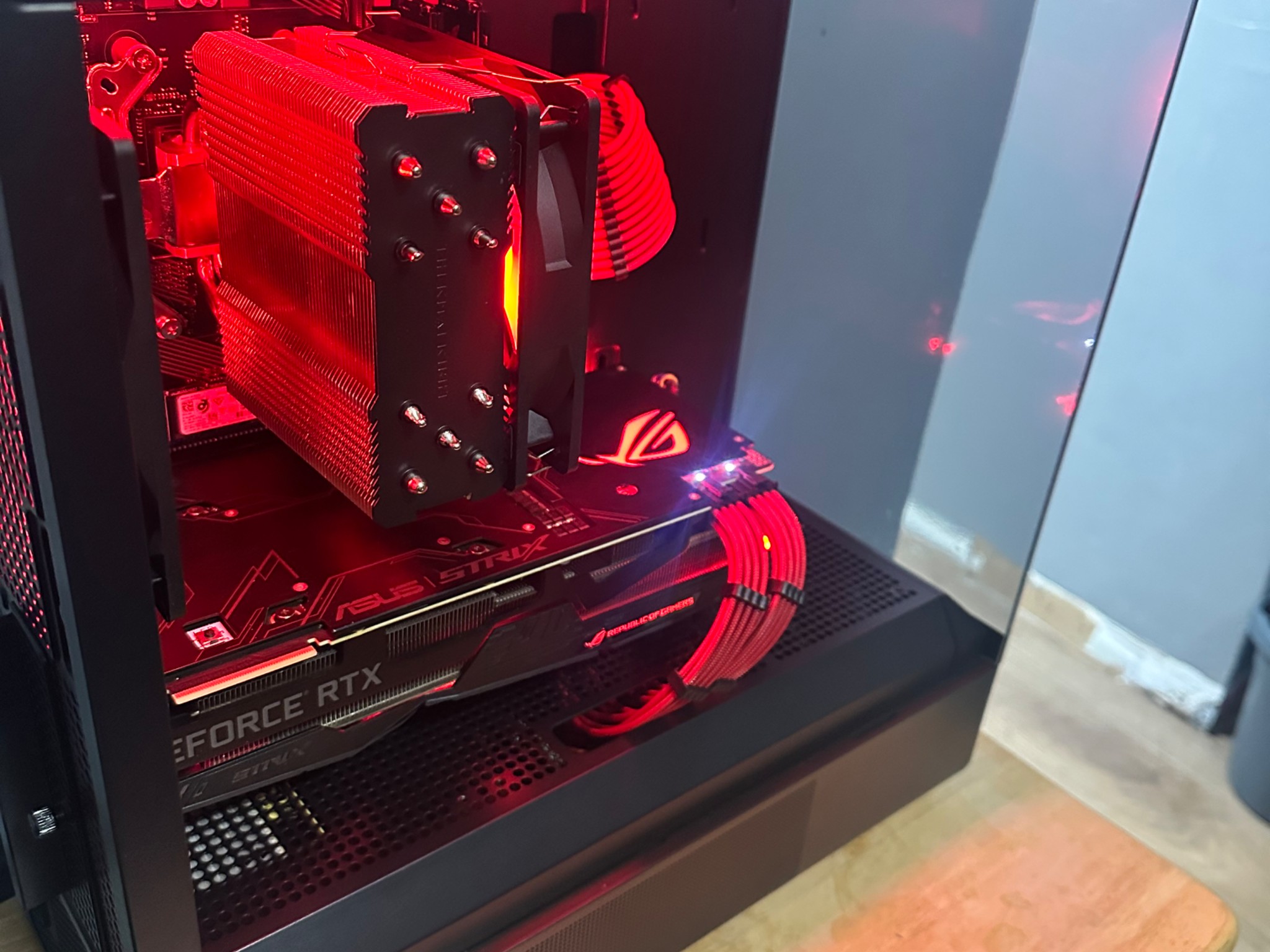 Ryzen 5 3600|RTX 2080 Super|B450|16g DDR4 3200|256g M.2 NVME|1 TB 3.5"HDD|650w PSU|Zalman P10 Case