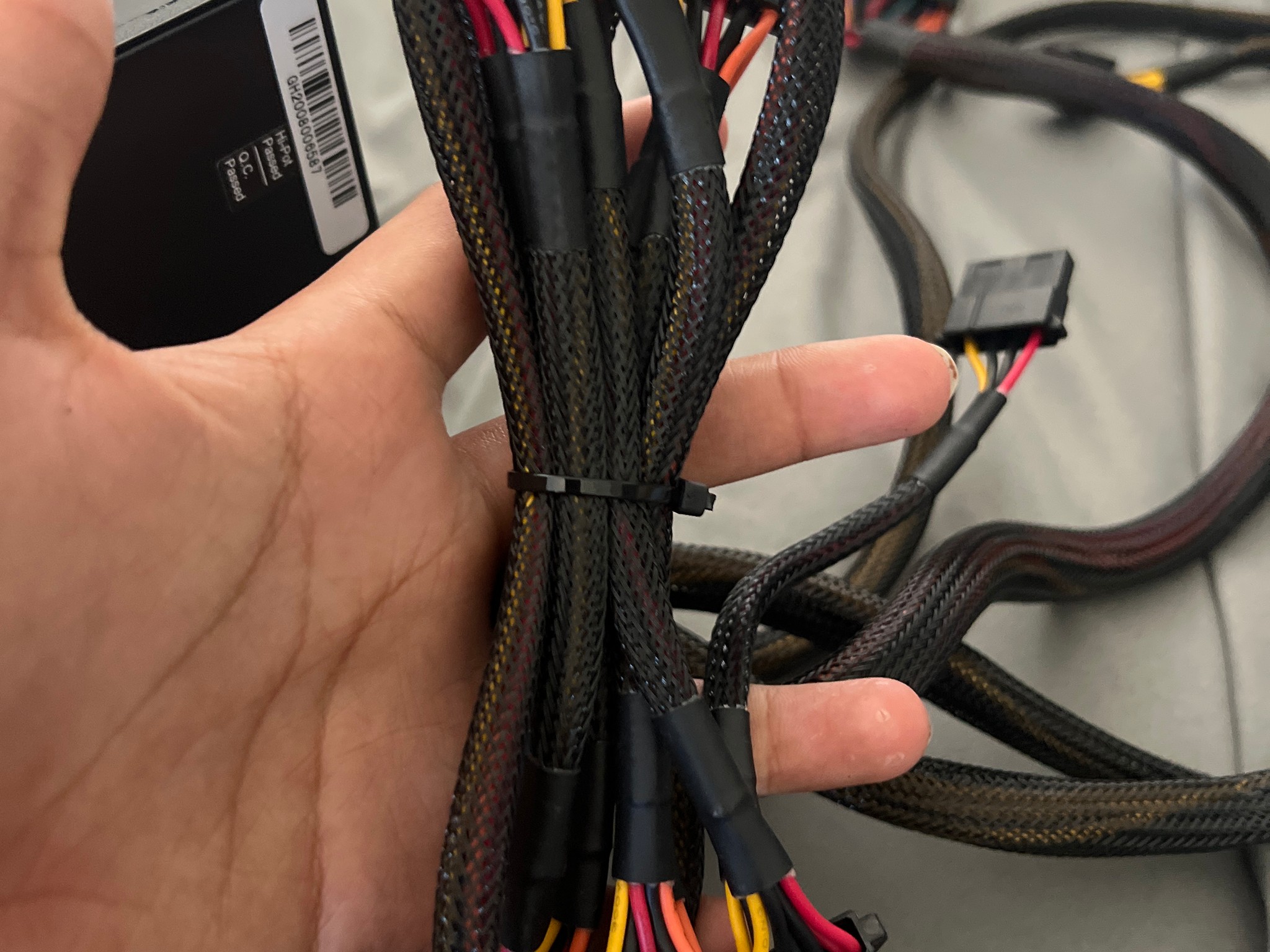 Apevia Prestige 600watt PSU 80+ Gold