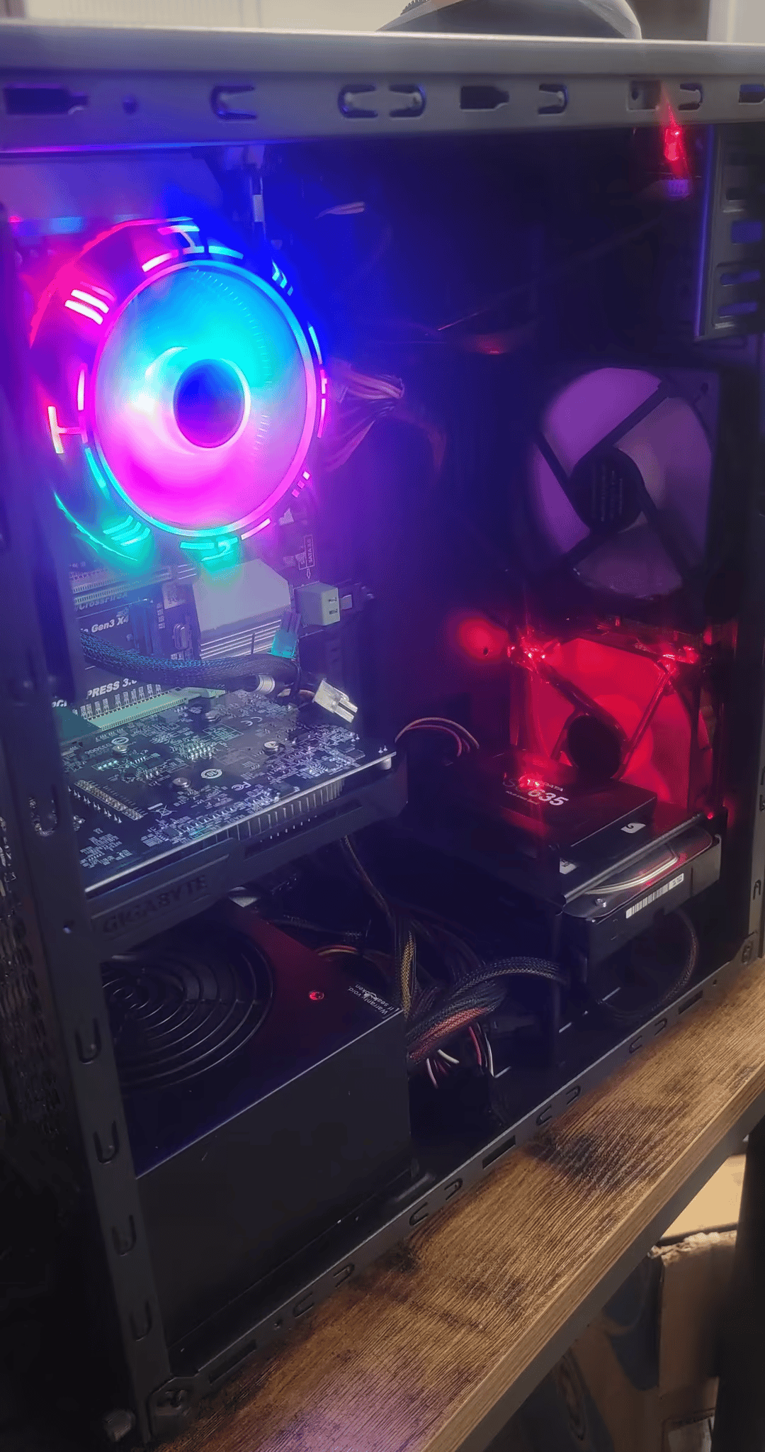 'Red Zombie' 8 Core w/ 560 4GB