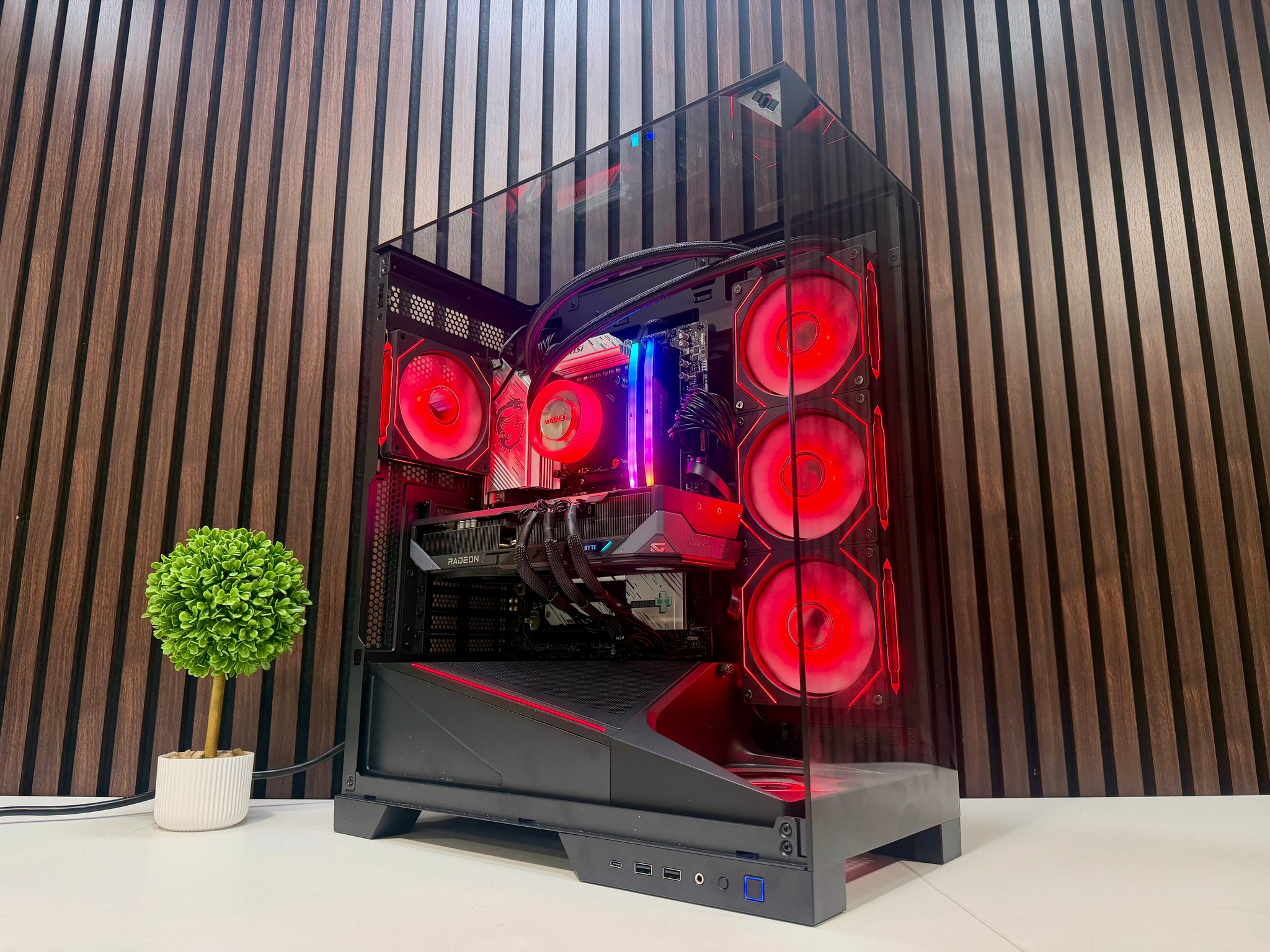 9070XT | Ryzen 9800X3D | 32GB DDR5 | 2 TB M.2 | 1000W Gold PSU | ARGB Fans | Windows 11