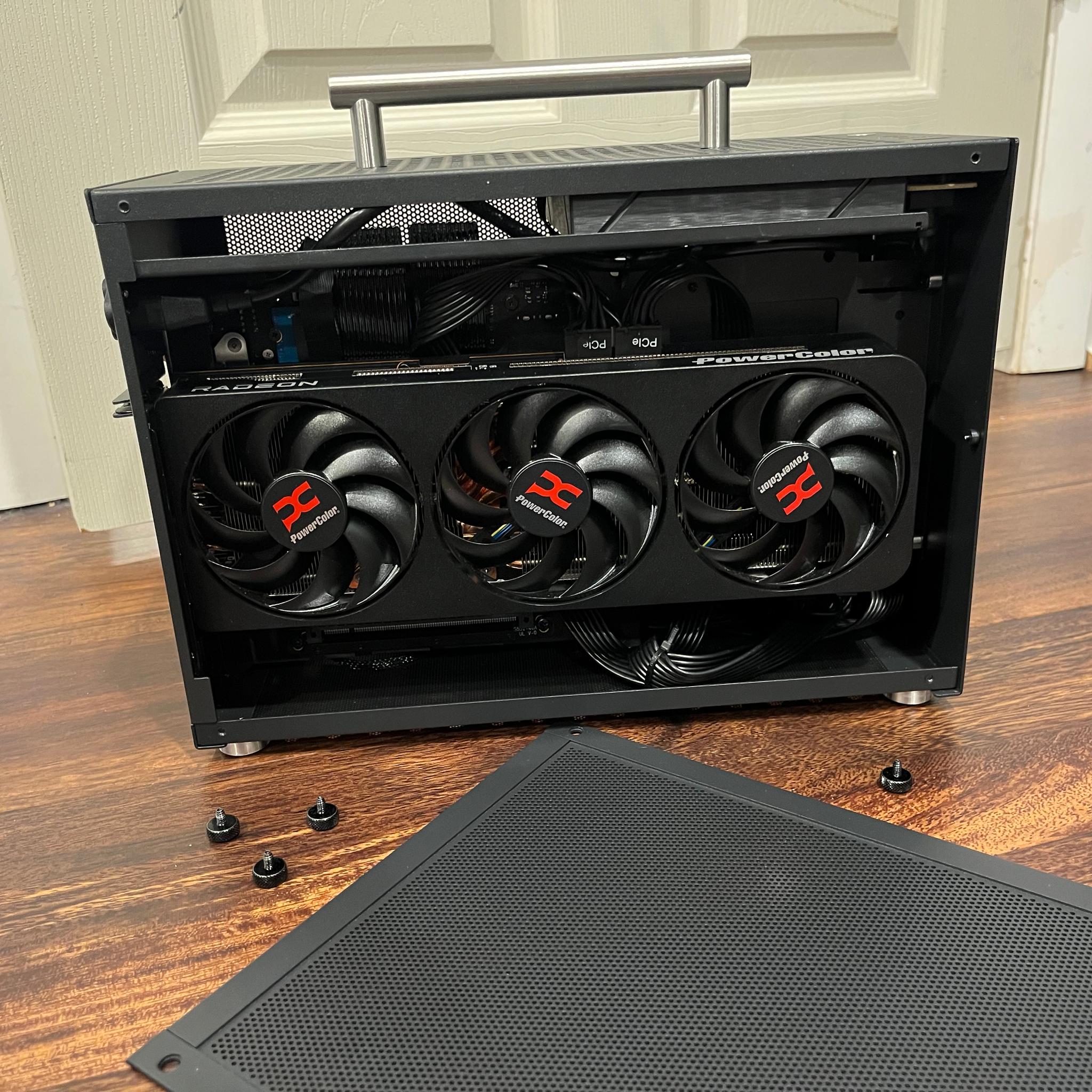 Beast in Tiny Box - AMD Radeon RX 9070 XT 16G - Ryzen 5 7600X3D