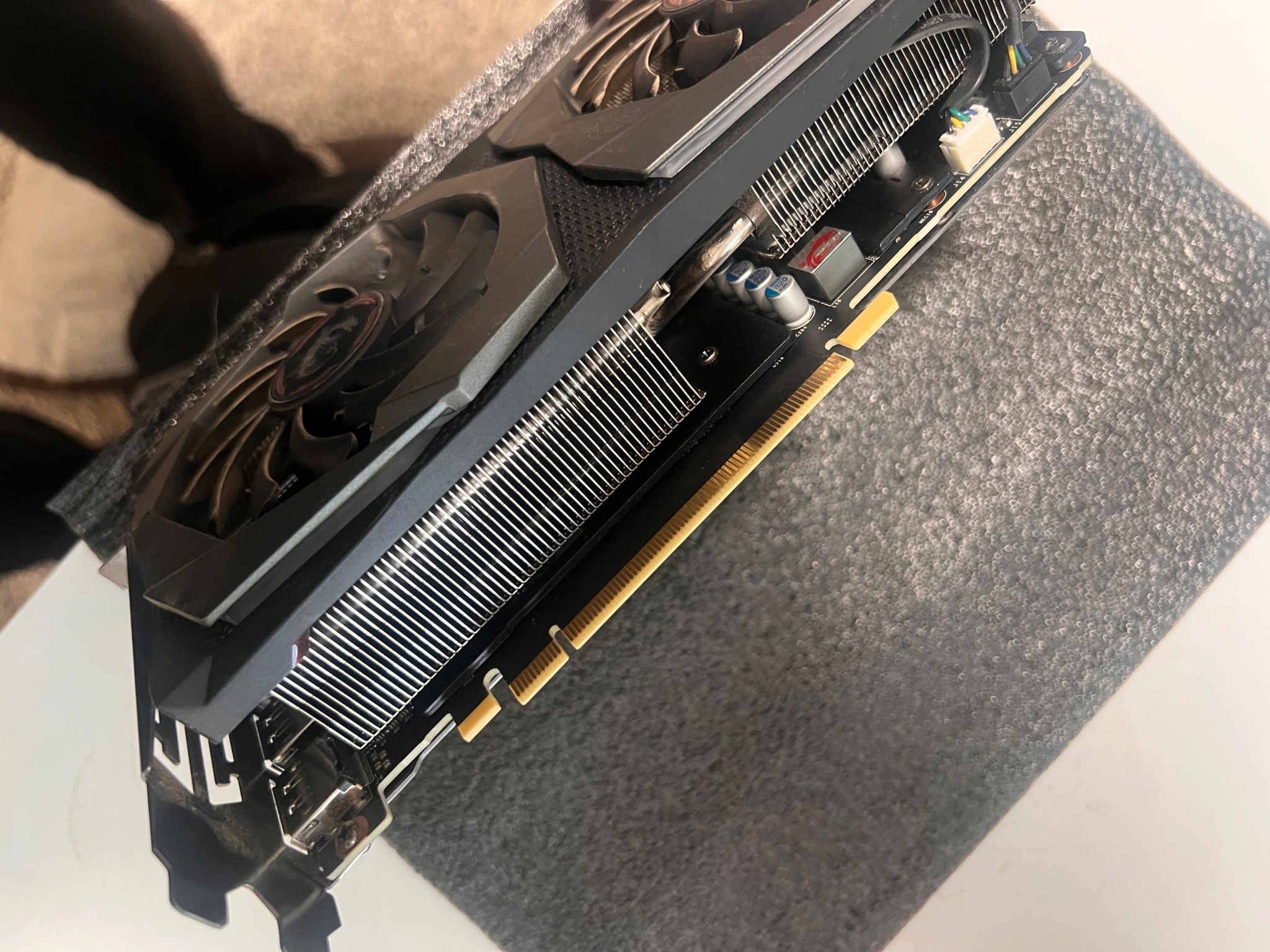 2060 S MSI Nvidia GPU 8 GB