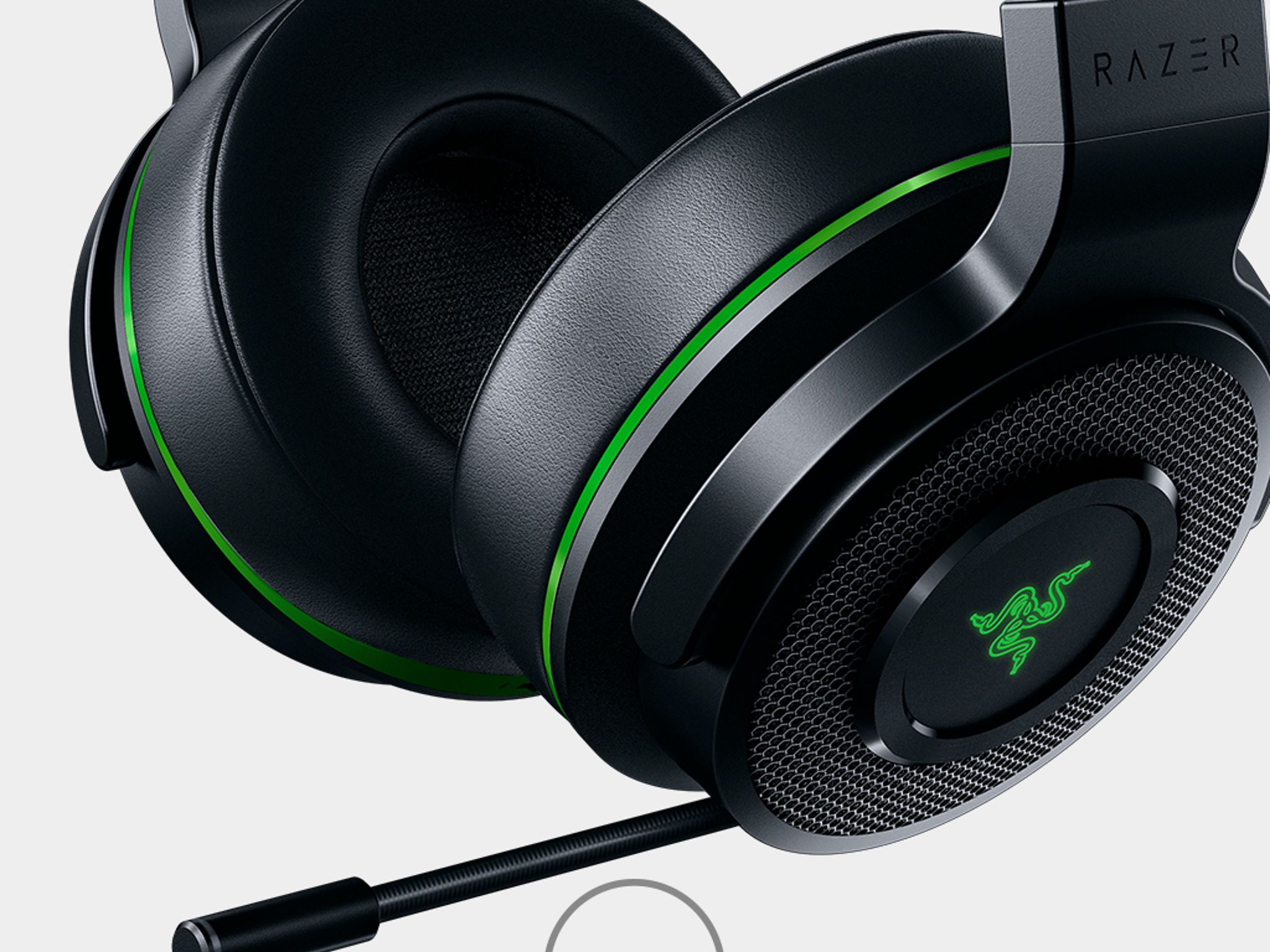 Razer Thresher Ultimate Wireless Dolby 7.1 Headset + Audio Hub PC/XBOX