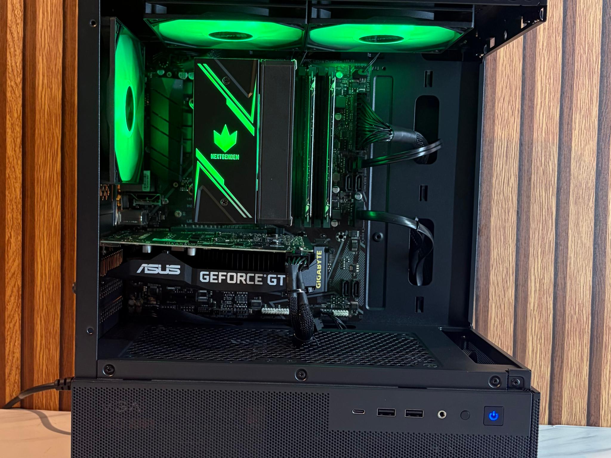 GTX 1660 SUPER | I5 10400F | 16GB DDR4 | 500GB SSD | Windows 11 home