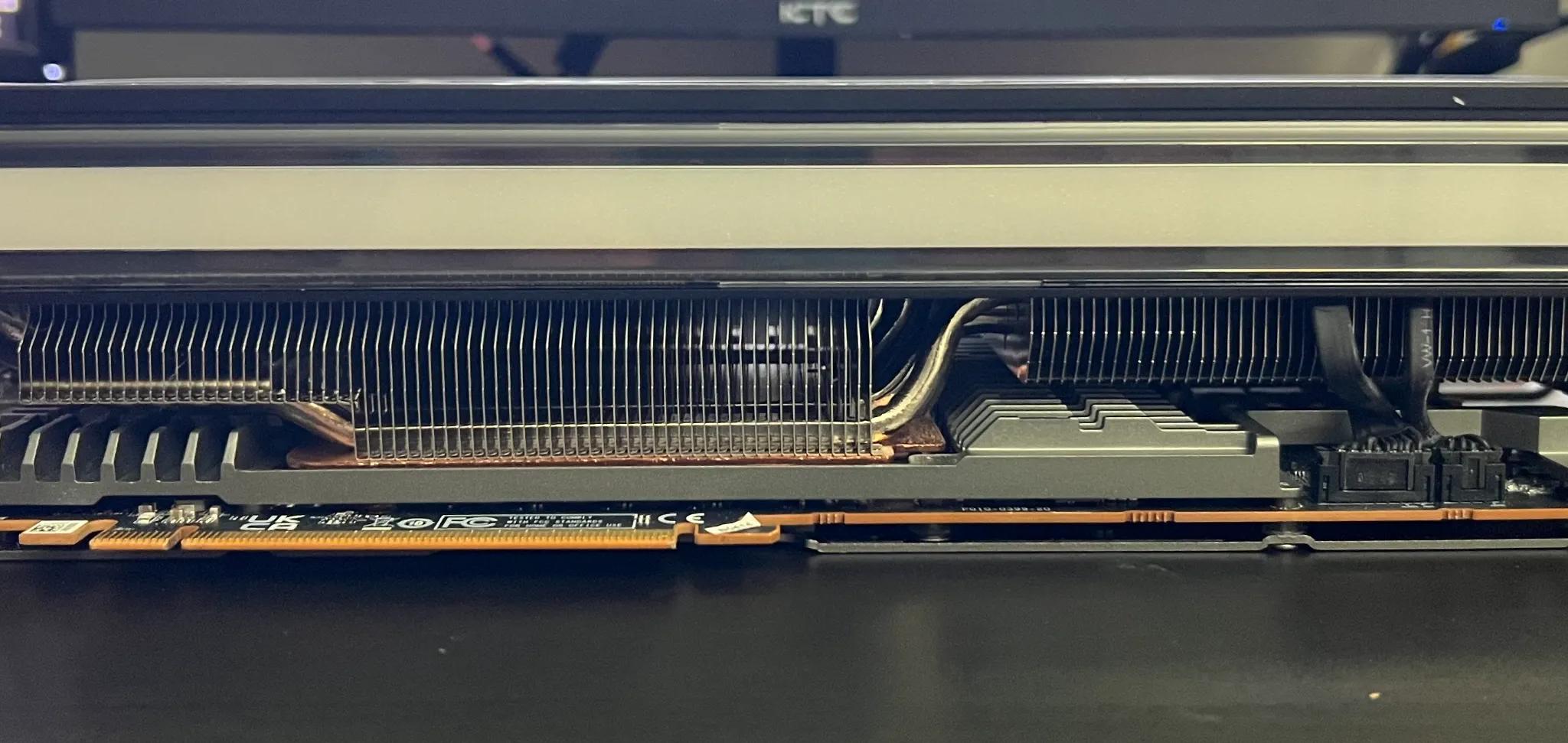 AMD Radeon RX 7900 XTX: Sapphire Nitro+ 24GB Vapor -X Edition