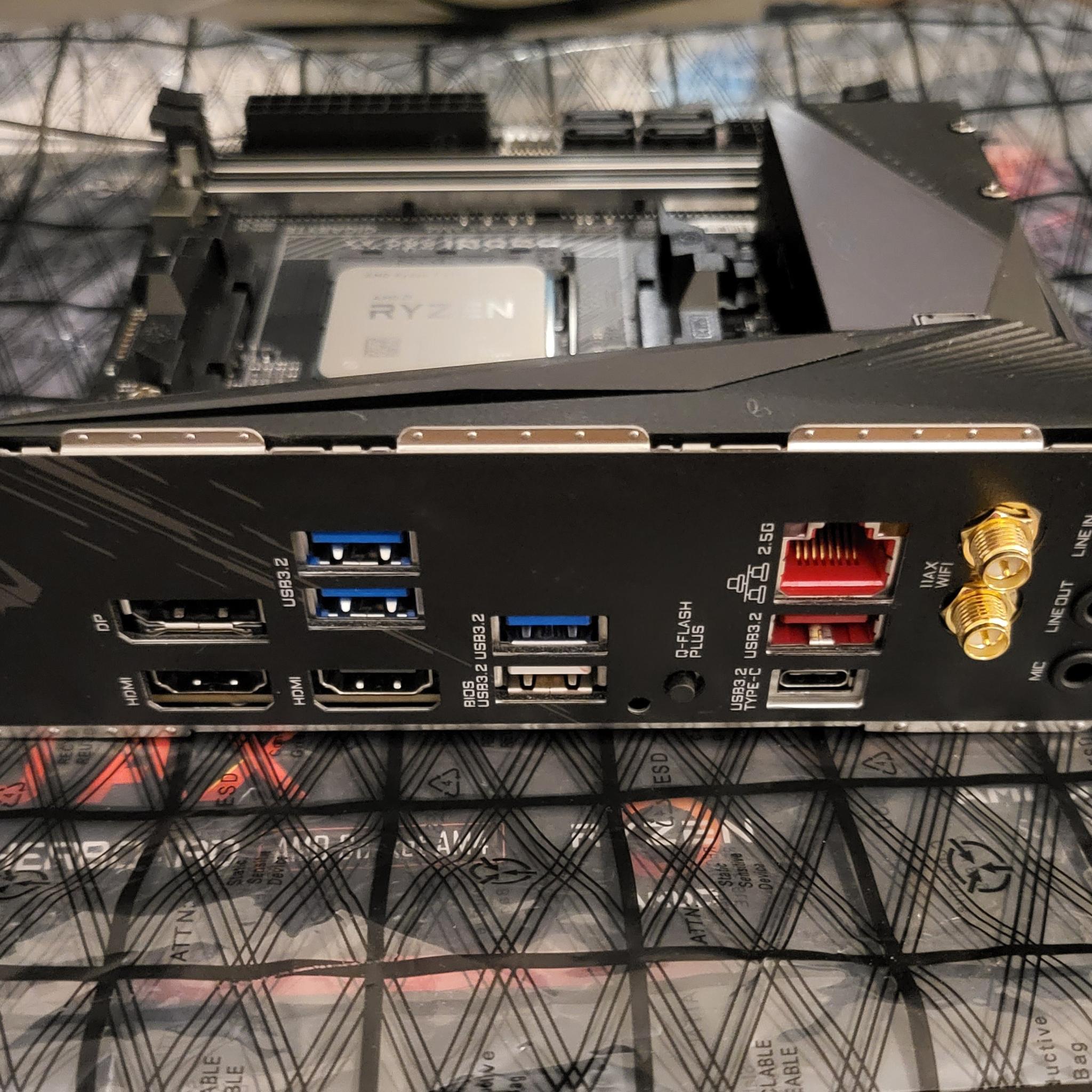 5700X + B550I + 32GB DDR4 3600