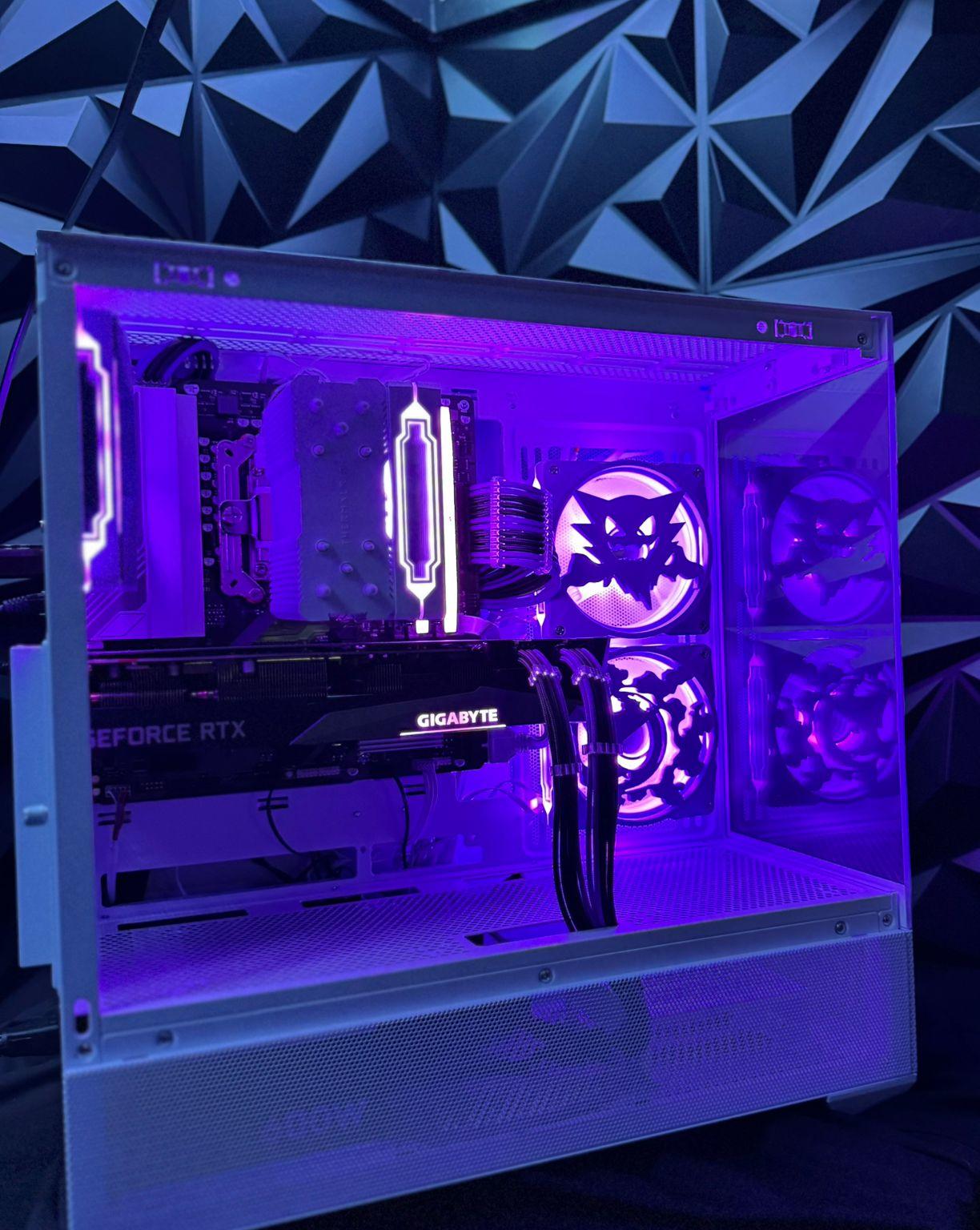 💀 Gakaiko Gengar 🟣 Ryzen 5 9600X| RTX 3070| 32 GB DDR5 6000MHZ| 2.5 TB NVMe