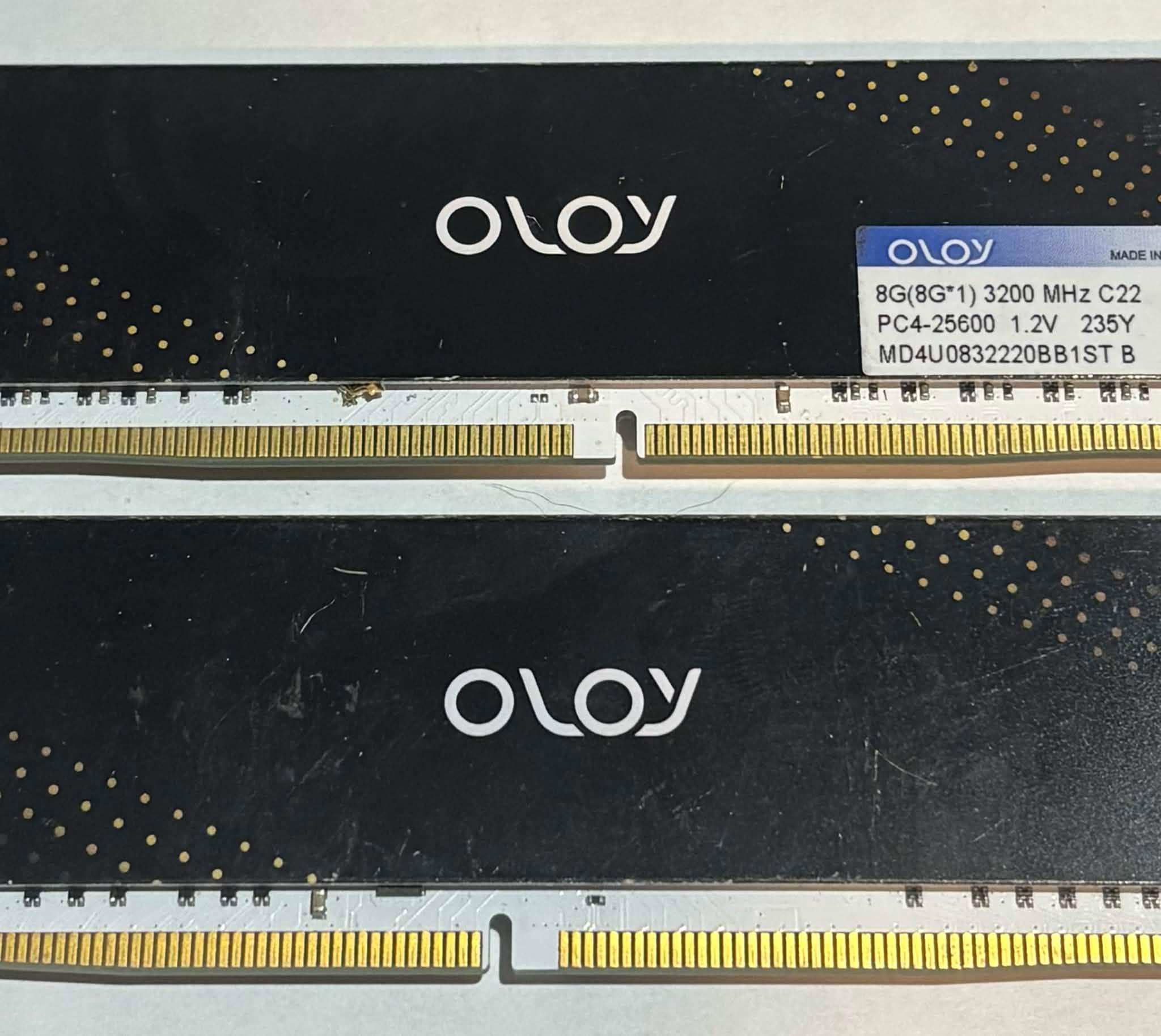 OLOy 16GB (2x8GB) DDR4 3200MHz Desktop Memory Kit | White Heatsinks | Tested Working