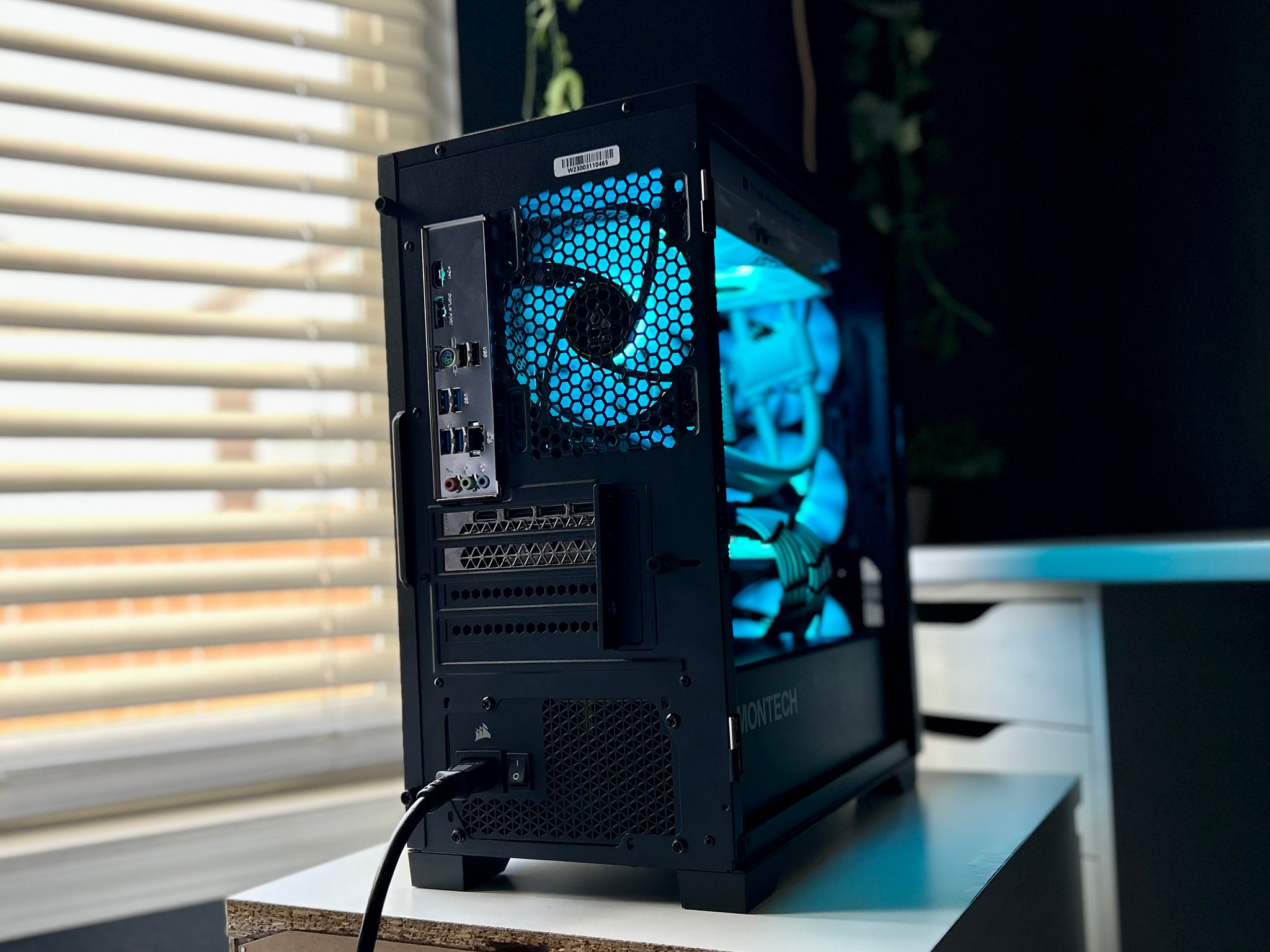⚫⚪🔵 Gaming PC | RTX 3070 Ti // Ryzen 7 5800x // 32GB DDR4 // 1TB NVME