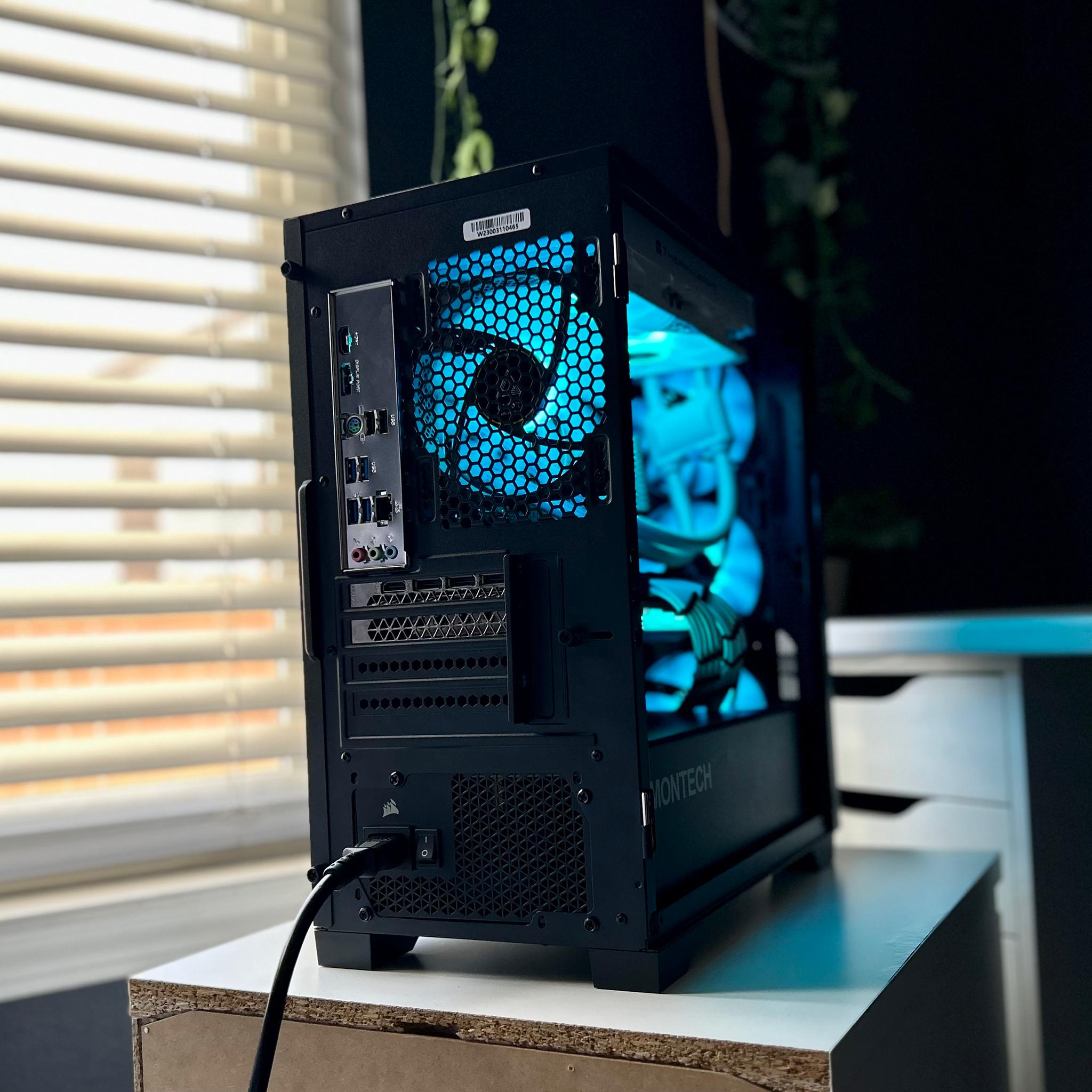 ⚫⚪🔵 Gaming PC | RTX 3070 Ti // Ryzen 7 5800x // 32GB DDR4 // 1TB NVME