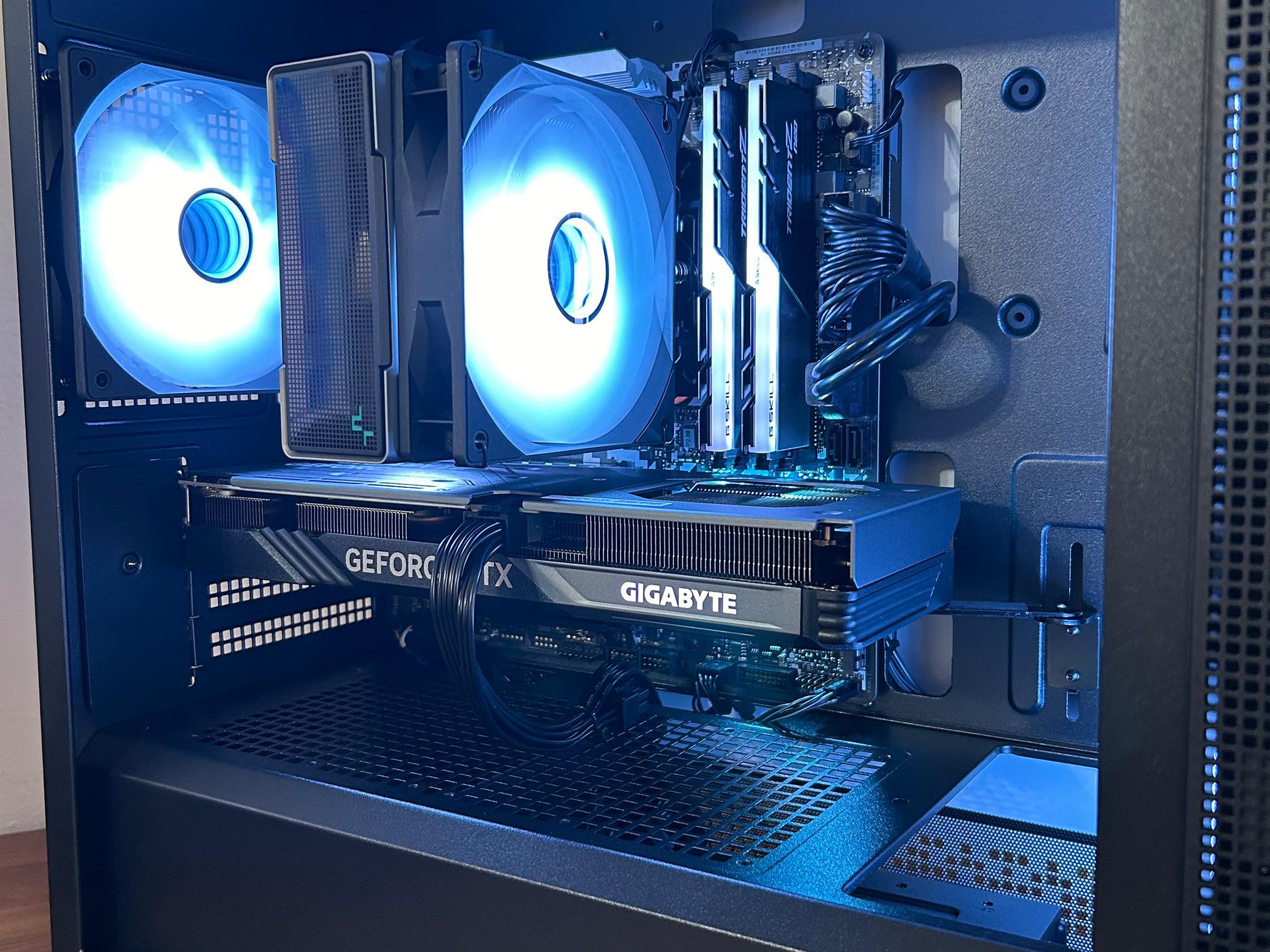 RTX 4060 | Ryzen 5 5500 | 1TB SSD | WI-FI | The Mini Legend V11