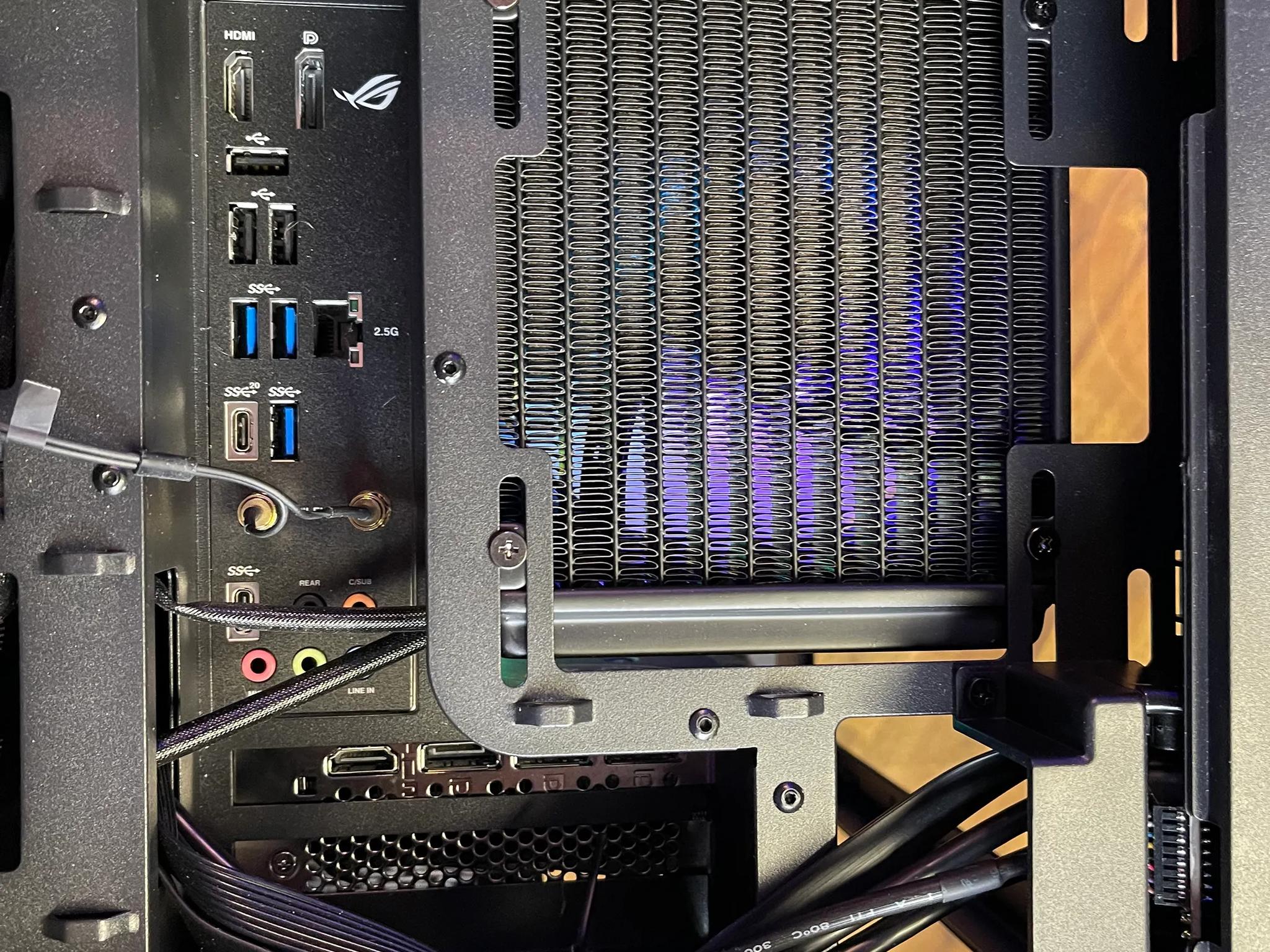 Mid-Range Thermaltake Tower 100 Gaming PC