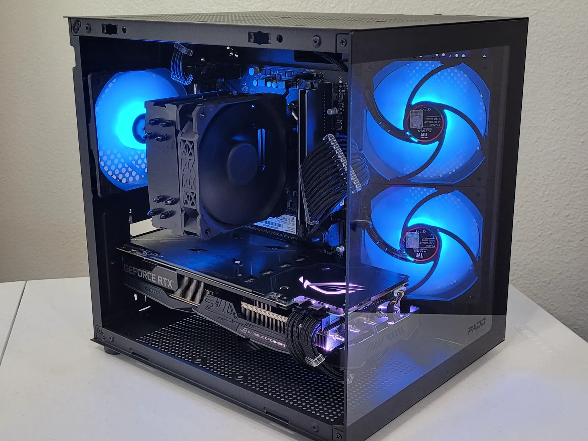 Black Gaming PC (Ryzen 5 2600X + RTX 2060 + 16GB RAM + 1TB SSD + Wifi)