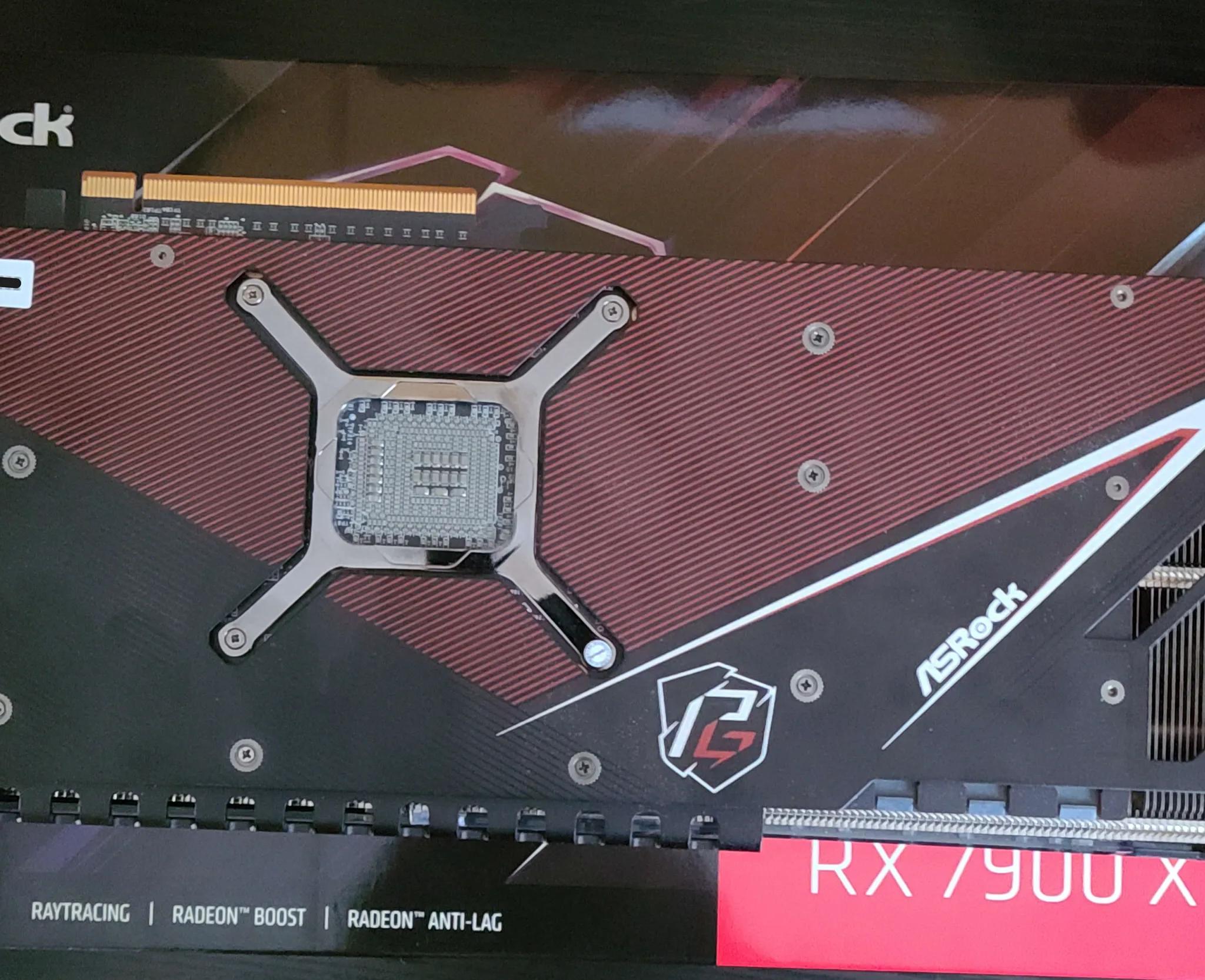 ASRock Phantom Gaming Radeon RX 7900 XTX