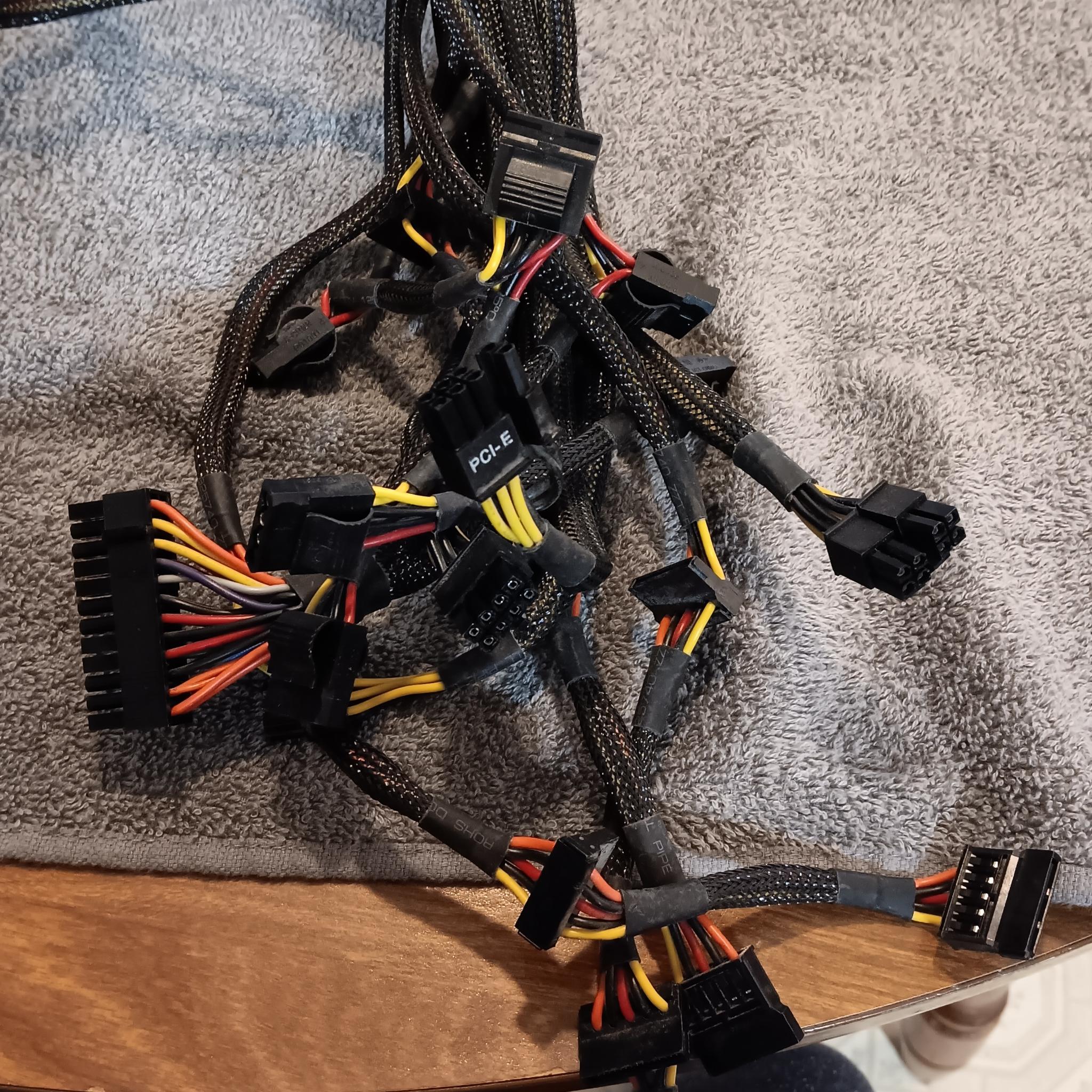 Seasonic SS-620GB 620 Watt 80+ Bronze PSU Working Pull