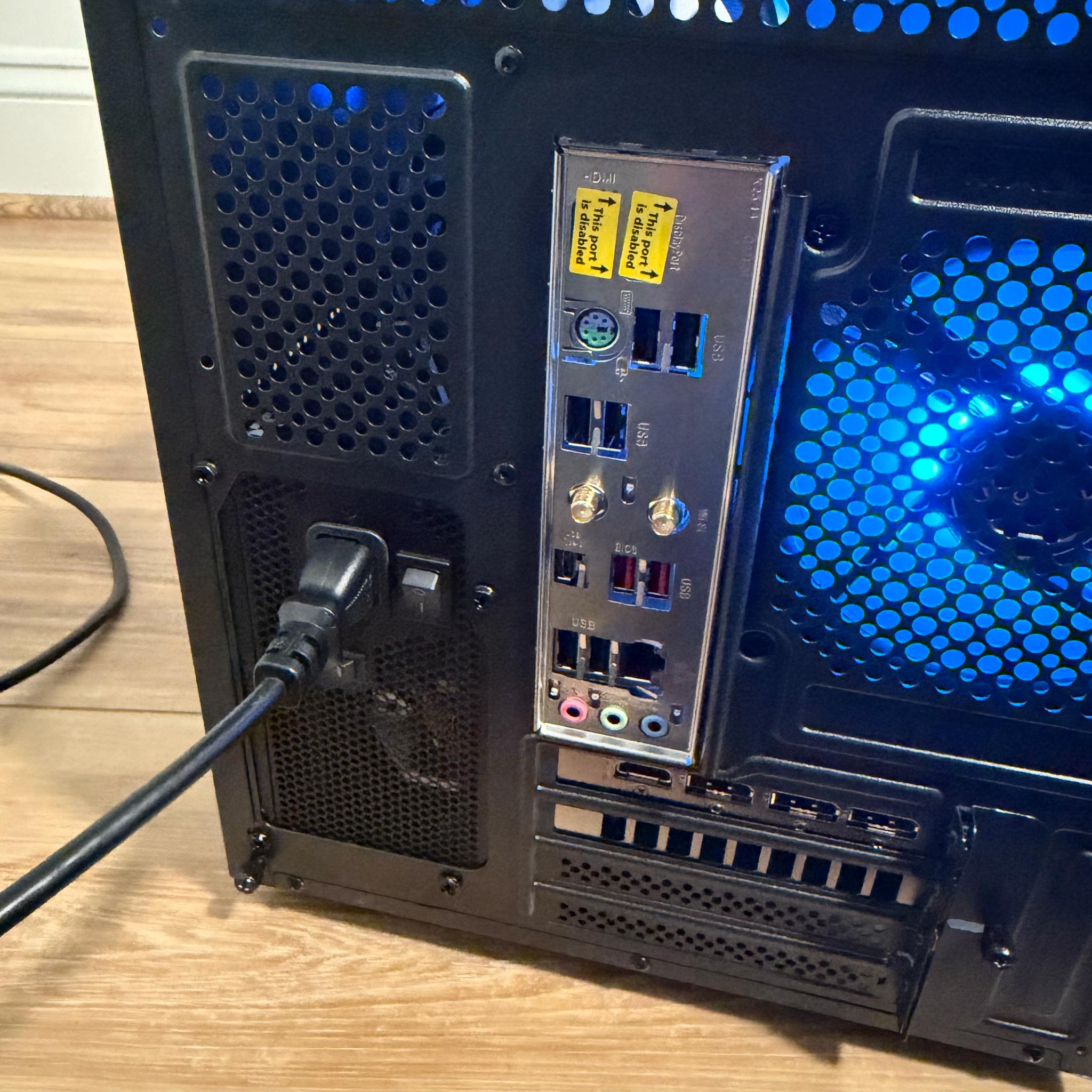 ❄️"Glacier Phantom"❄️| 1440p Gaming | RTX 5070 | Ryzen 5 7600X | 32B Ram | 1tb NVMe SSD | WiFi