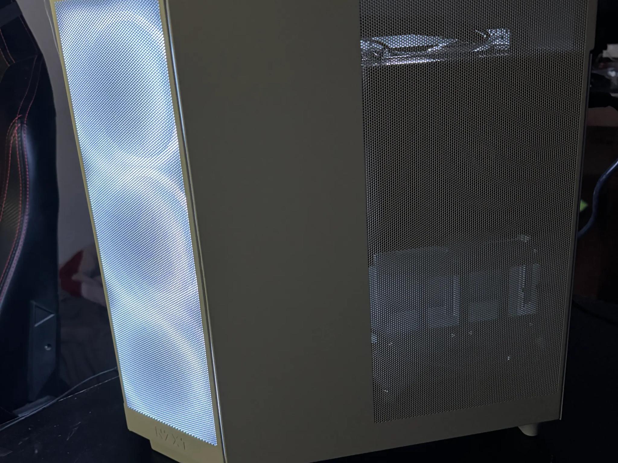 RTX 5060 + RYZEN 5 7600 + 32 GB (Ghost)