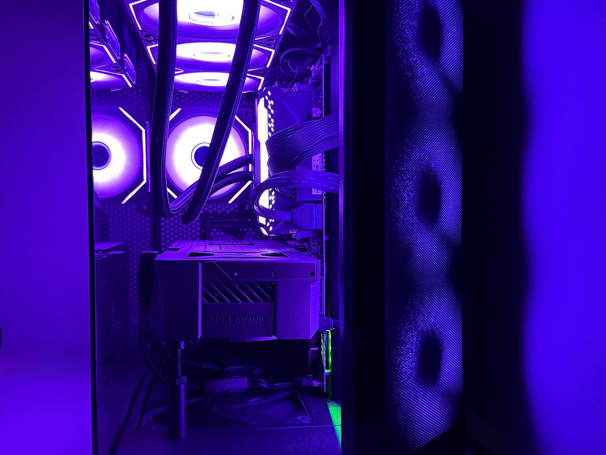🟣GALAXY🟣 ASUS TUF RTX 5070 TI 16GB🟣 AMD Ryzen 7 5800X 🟣32GB DDR4🟣2TB M.2