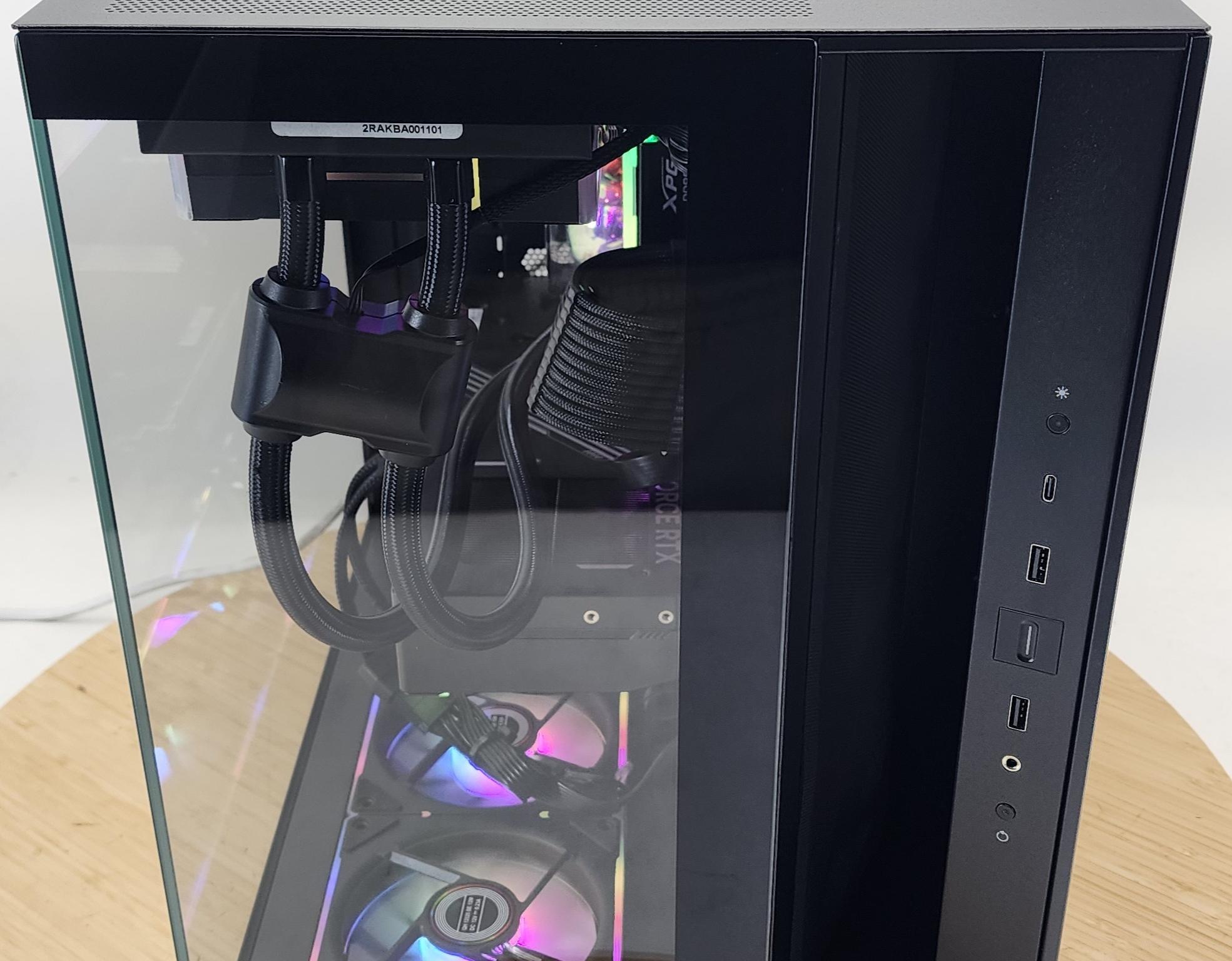 Gaming PC Ryzen 9 9900X 32GB RAM 1TB SSD RTX 5070 Ti 16GB Windows 11 Computer