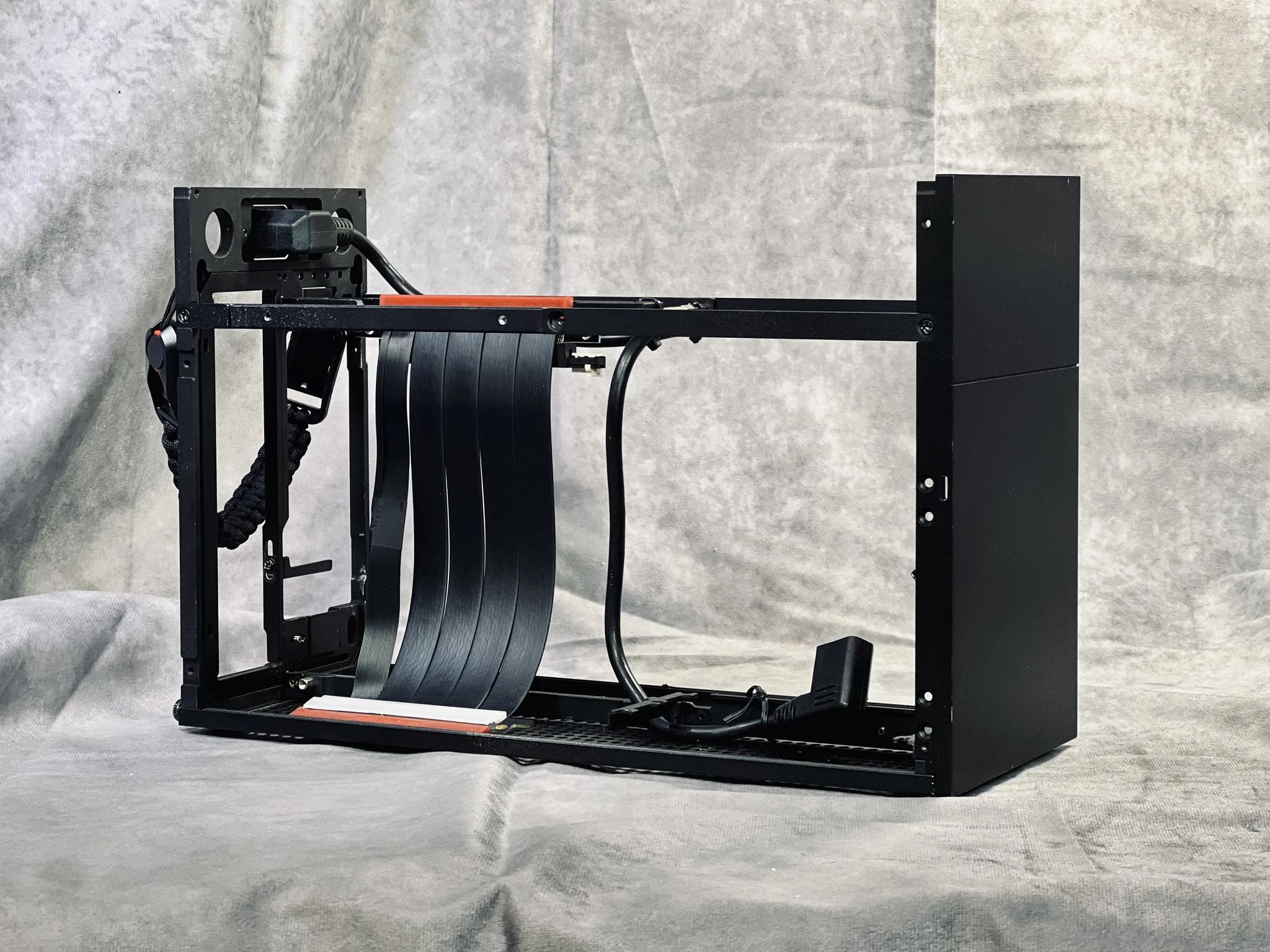 FormD T1 Sandwich kit, v2.1 - with upgraded PCIe 4.0 riser cable and rear handle